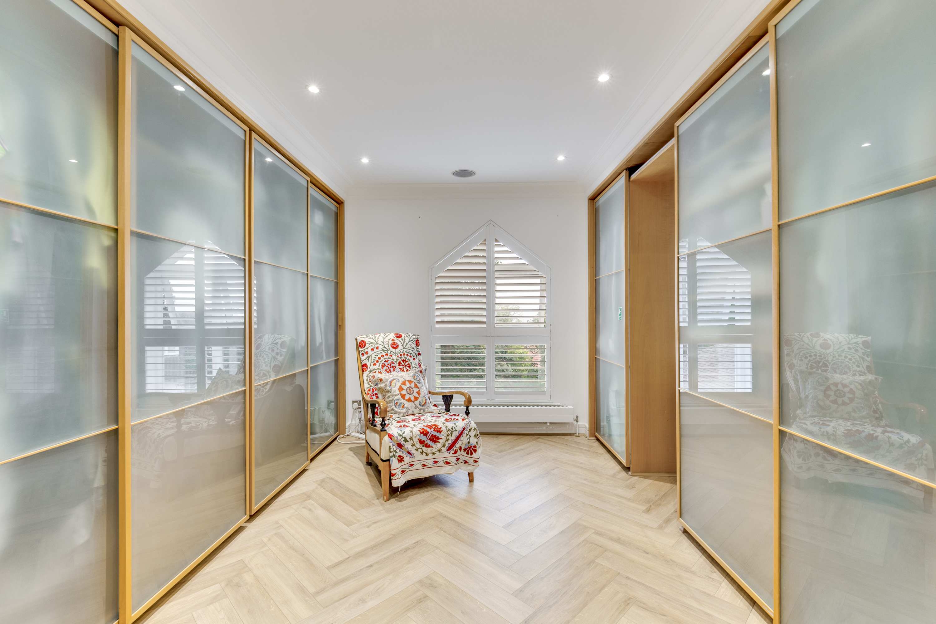 View The Hampstead Heights in West Heath Road 73 NW3 7TH The Hampstead Heights in West Heath Road 73 NW3 7TH - Property image 22 - VivreStays