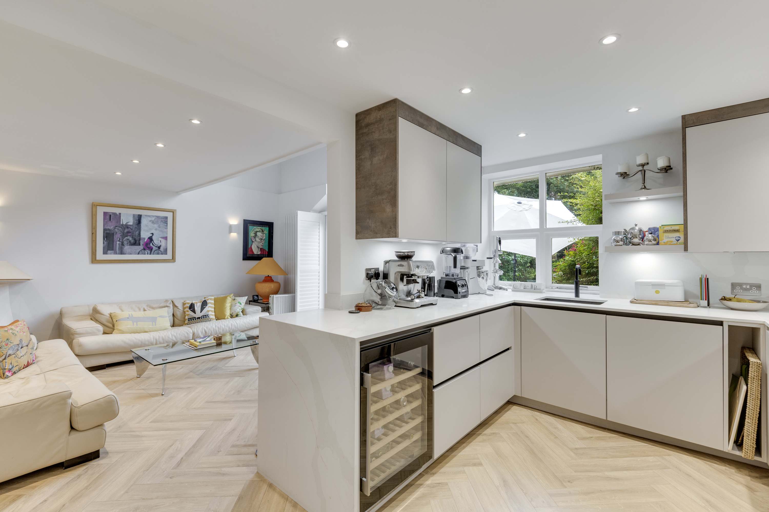 View The Hampstead Heights in West Heath Road 73 NW3 7TH The Hampstead Heights in West Heath Road 73 NW3 7TH - Property image 15 - VivreStays