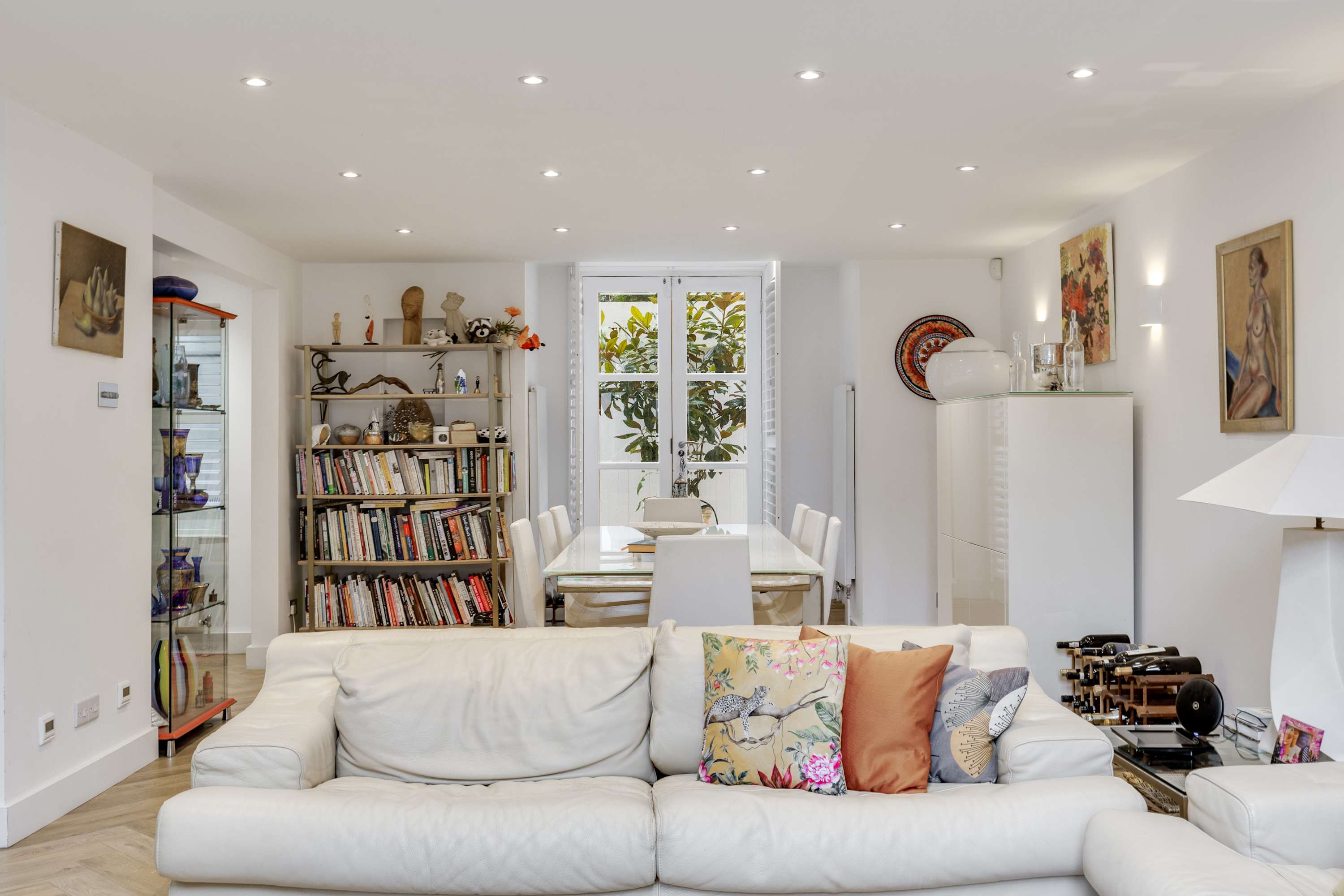 View The Hampstead Heights in West Heath Road 73 NW3 7TH The Hampstead Heights in West Heath Road 73 NW3 7TH - Property image 10 - VivreStays