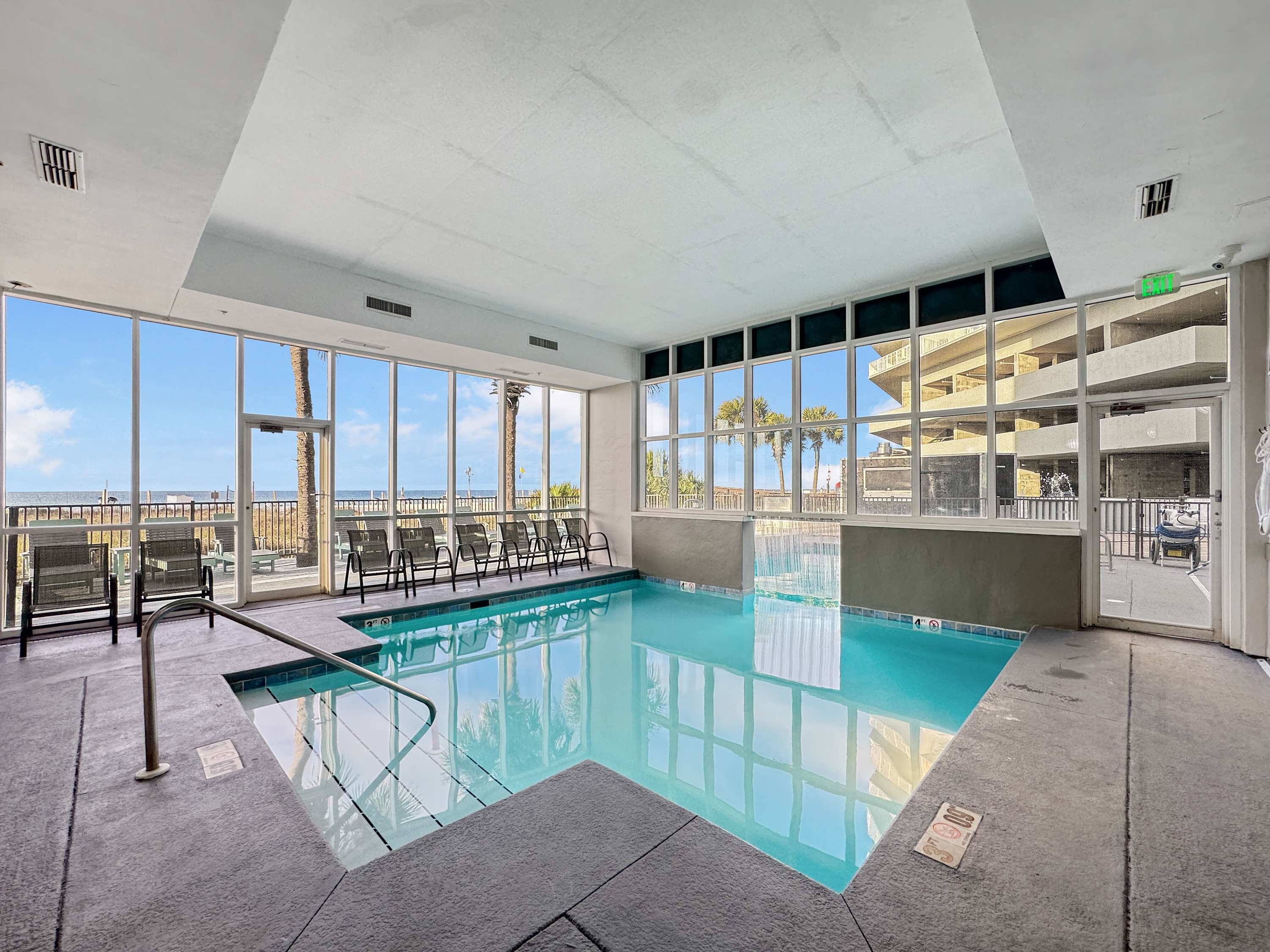 Beachfront Condo | Free Activities | Splash Pad 3