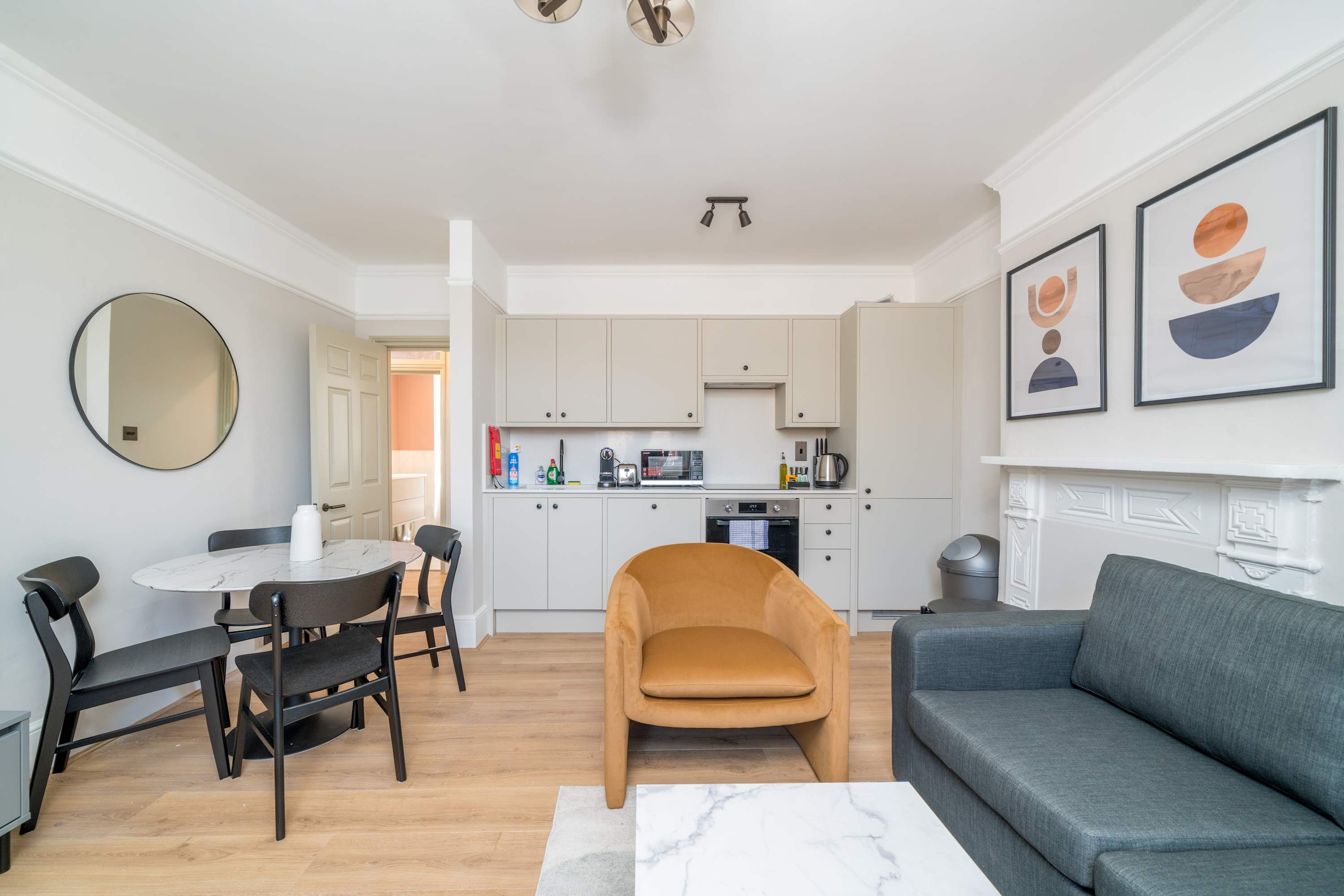 Fitzrovia apartments by Joivy in Candover Street 4 W1W 7DJ - Property image 9 - VivreStays