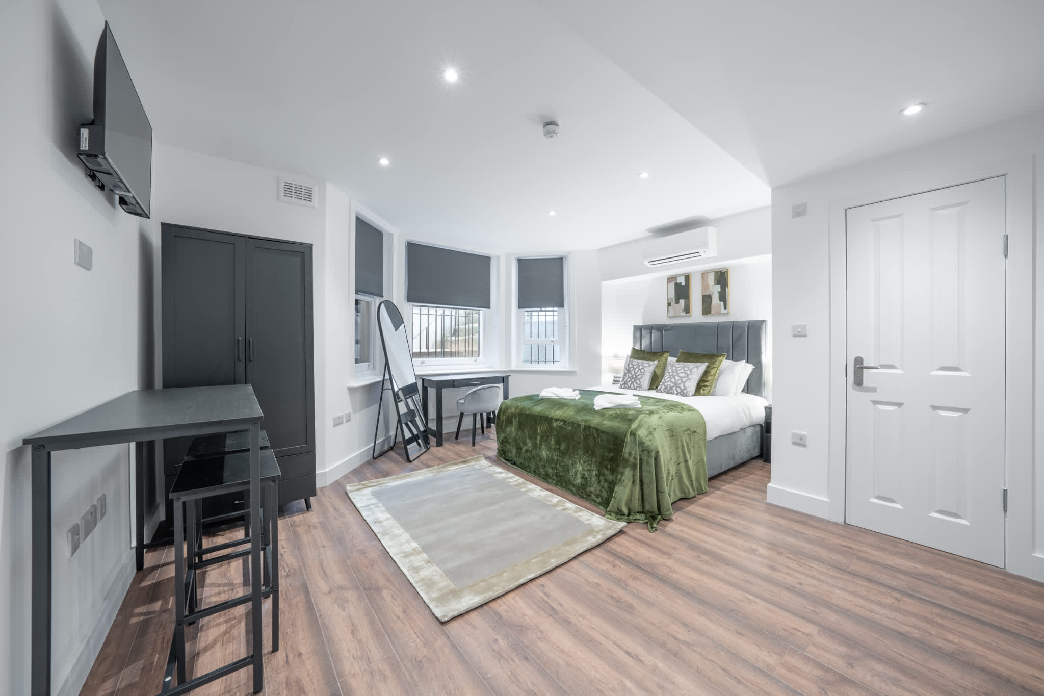 Standard Studio in Knightsbridge serviced apartment - UK - VivreStays