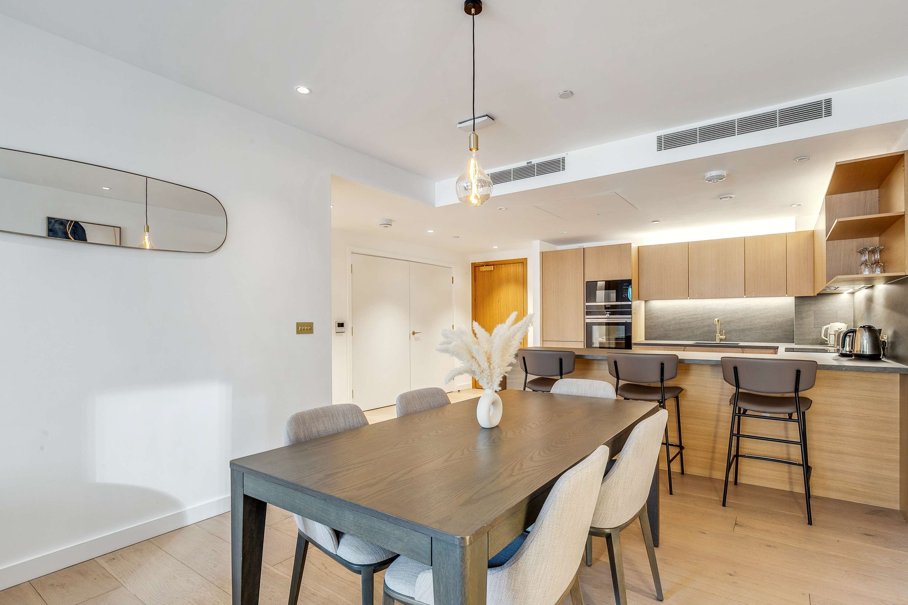 Modern 2-Bedroom Condo