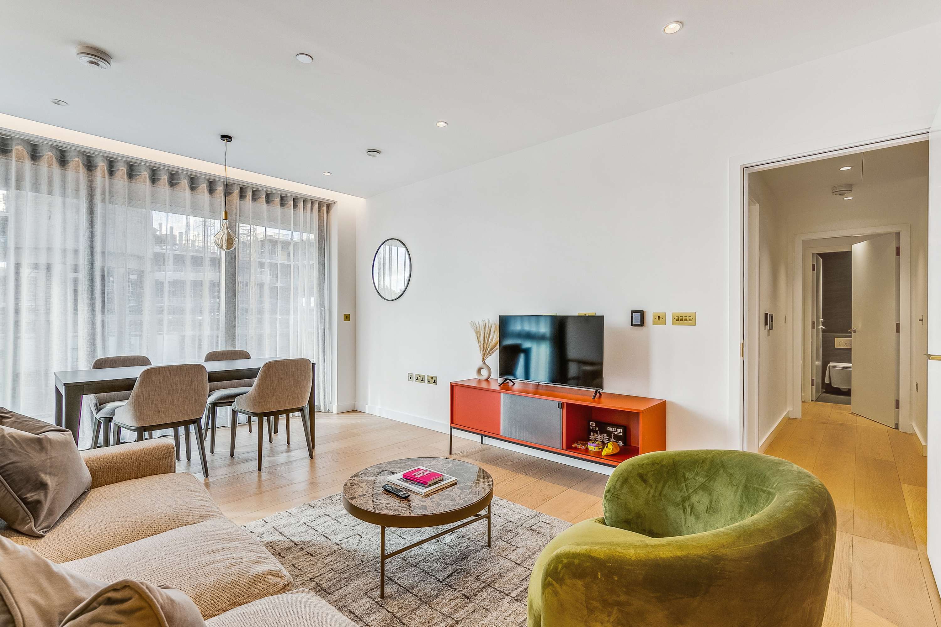 Charming Glam 2-Bedroom Condo