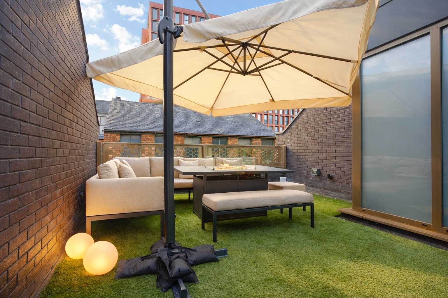 Luxury Townhouse 4BR I Roof Terrace I Parking