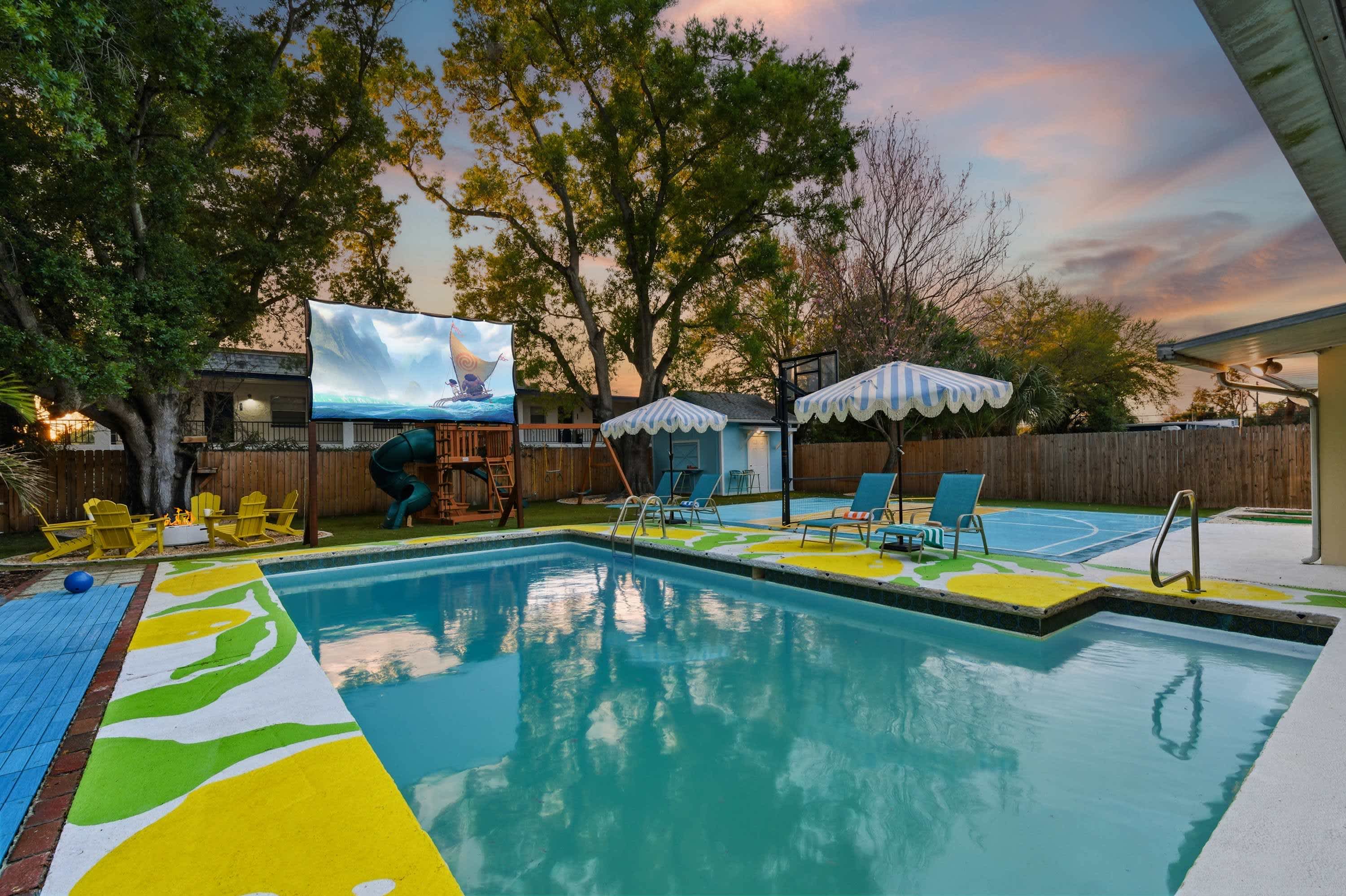 Largo Villa Oasis: Private Pool, Family Fun