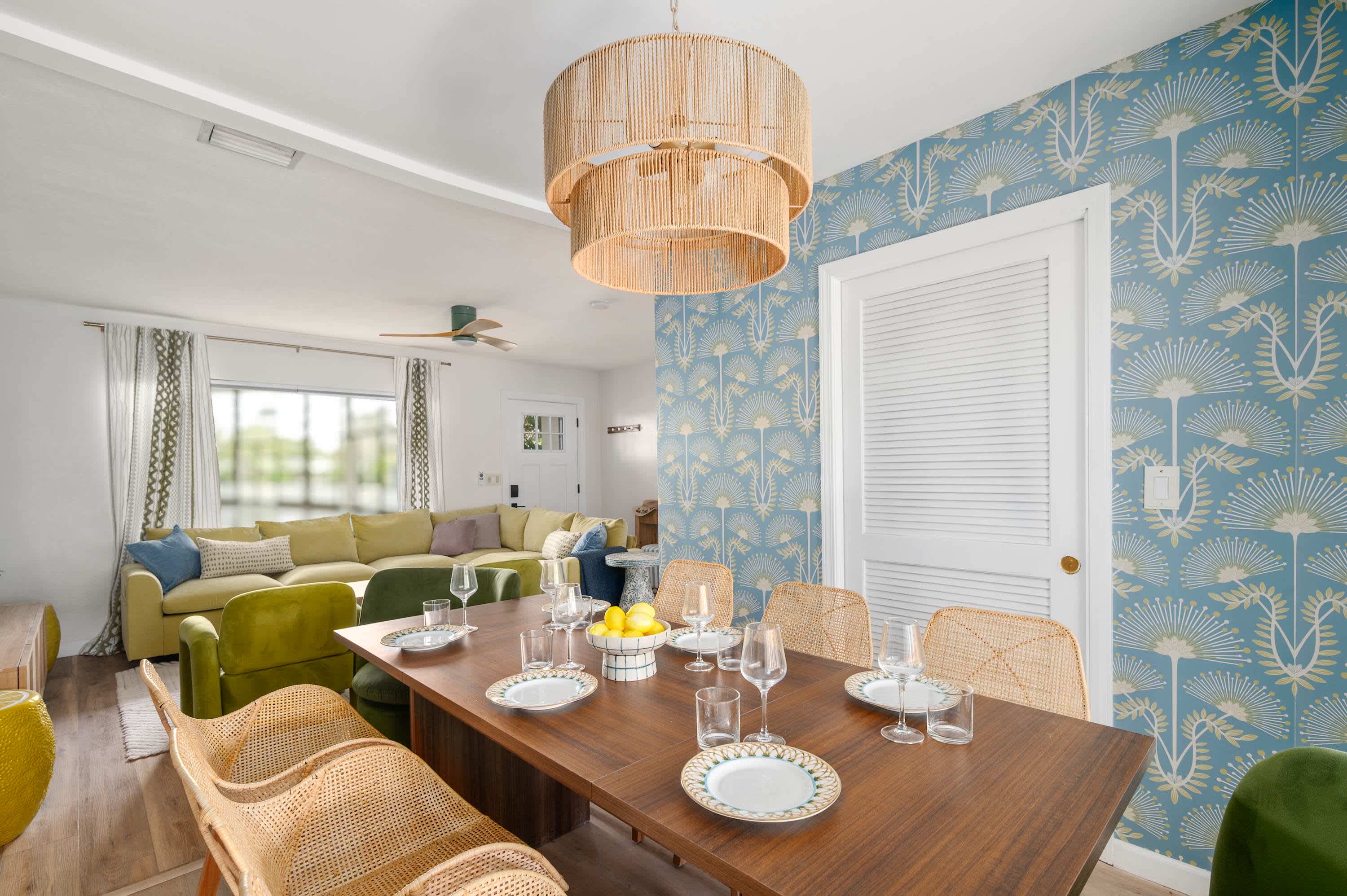 Largo Villa Oasis: Private Pool, Family Fun