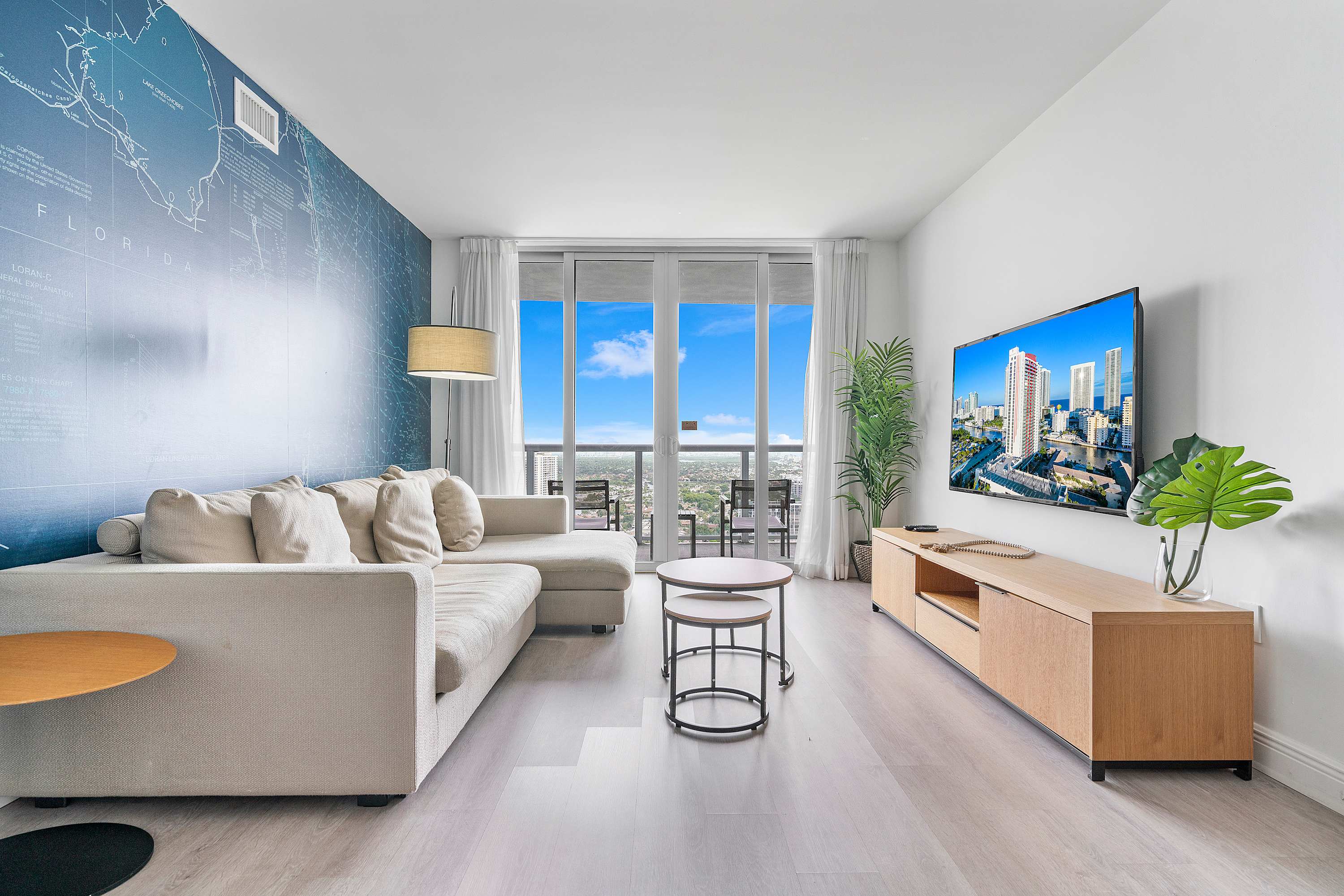 Beachside Haven | Scenic Views | Modern