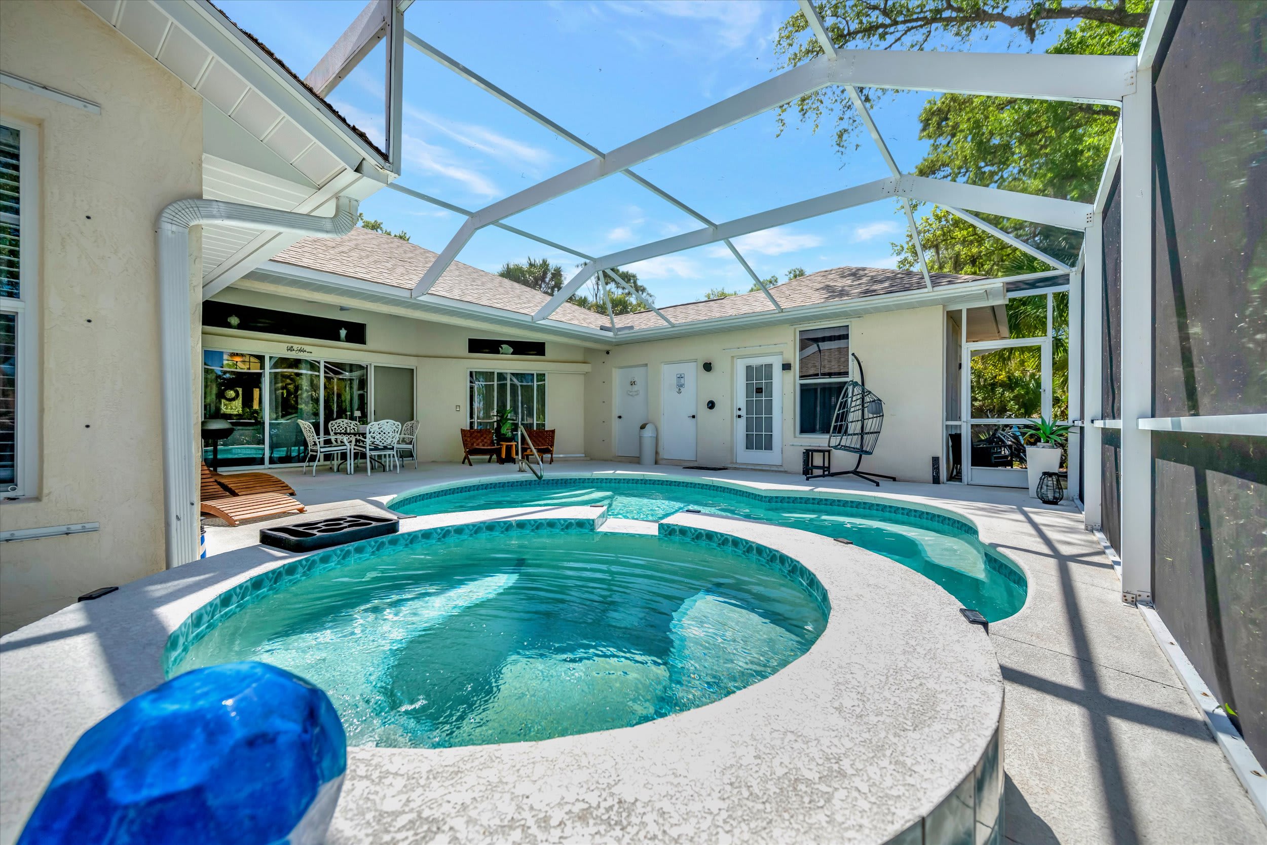 Waterfront 3B & Free Dock Heated Pool Hot Tub, Gym