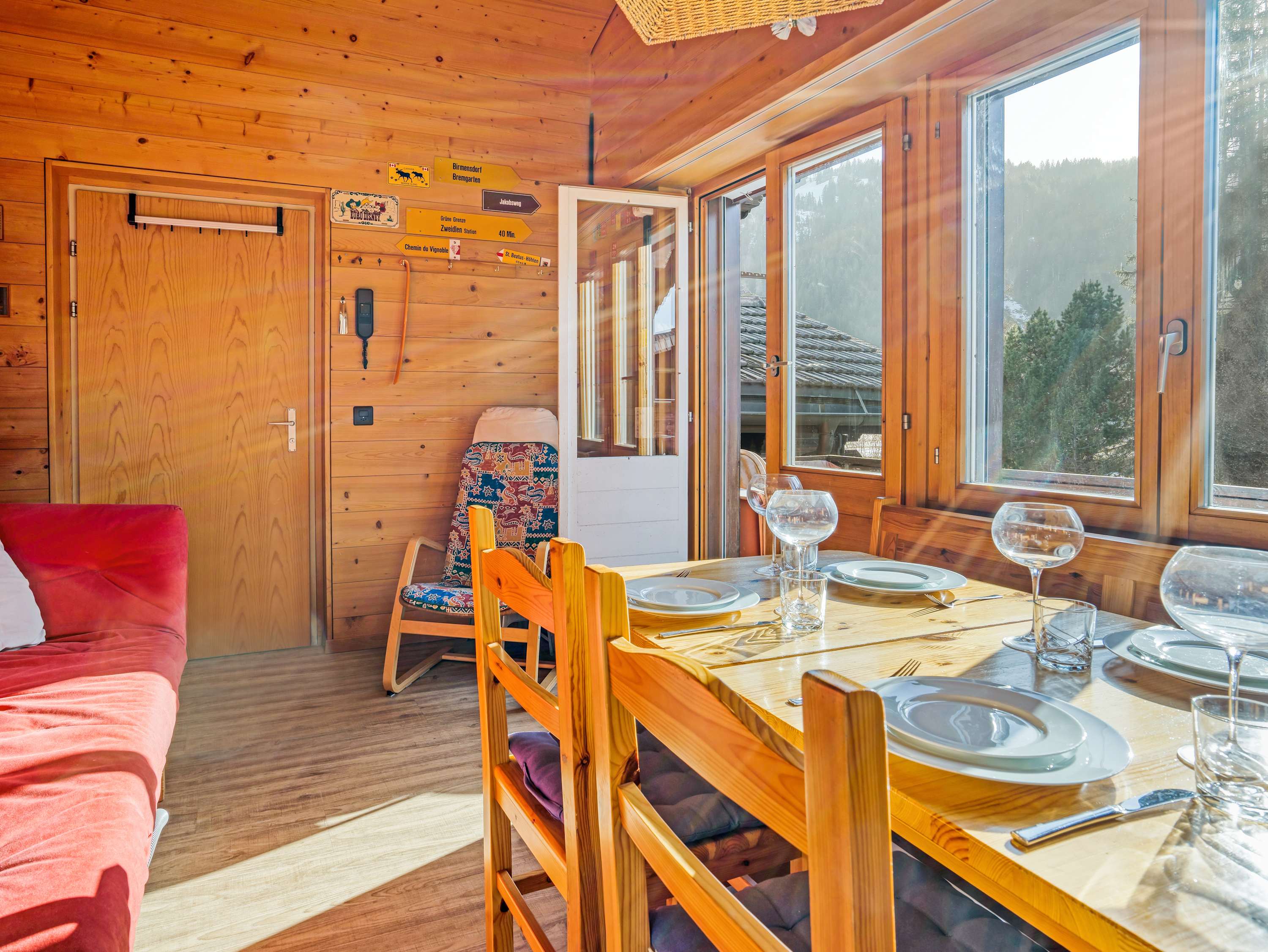 Central Lenk Apt w/ Balcony & WiFi