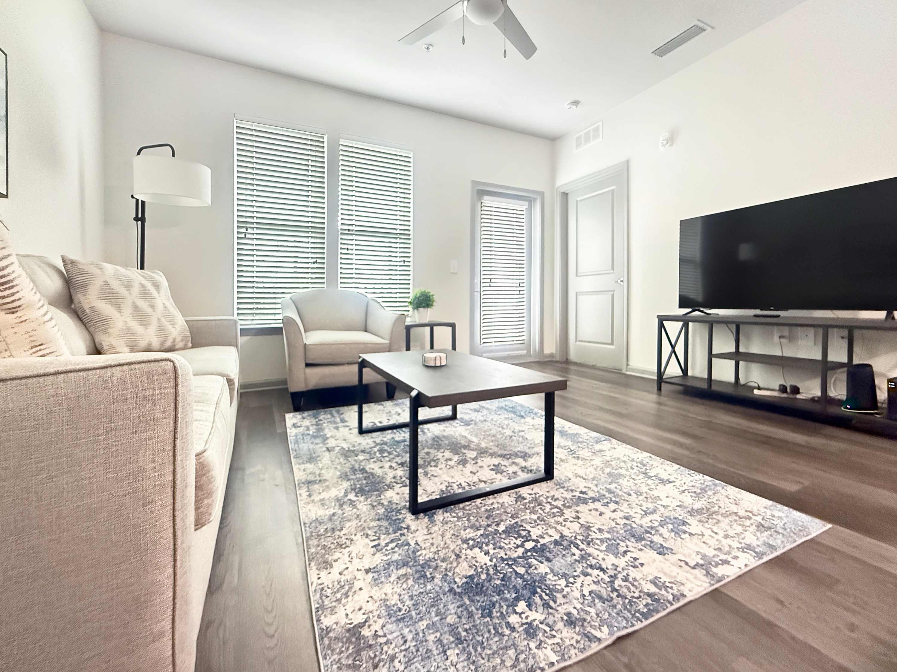 Modern Luxury 1BR Retreat in Clearwater