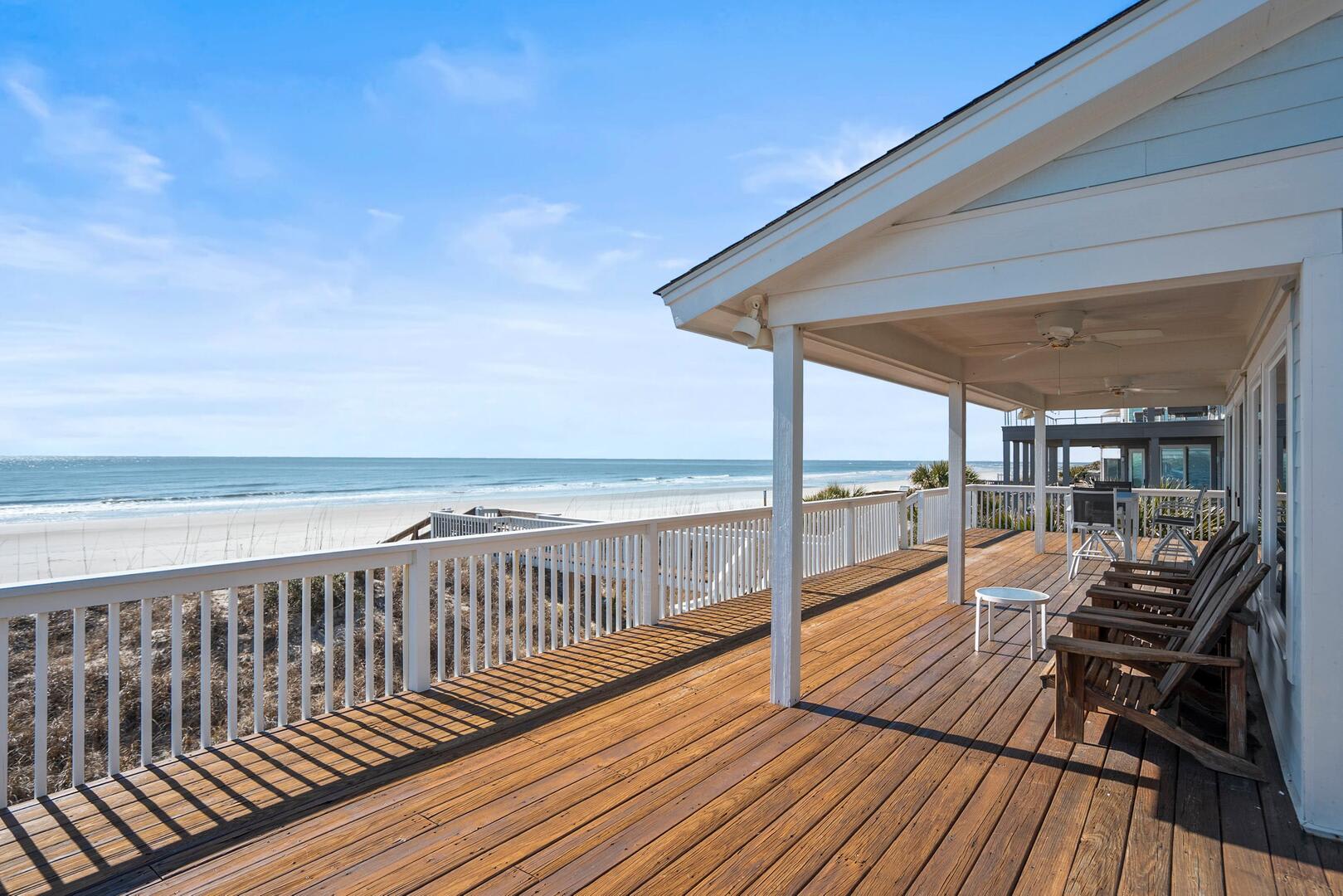 Wraparound Deck with Boardwalk