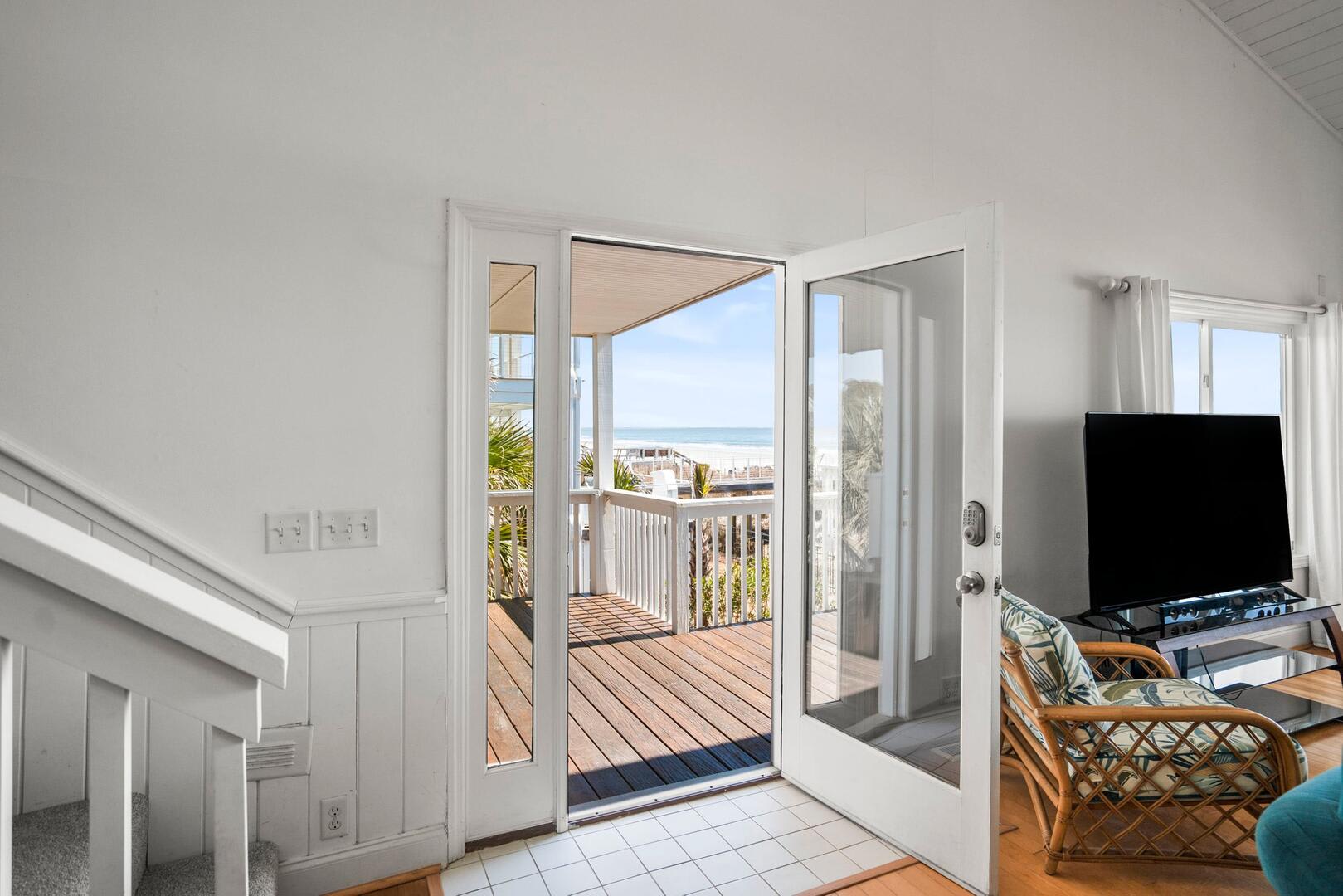 Entry Area / Front Door
