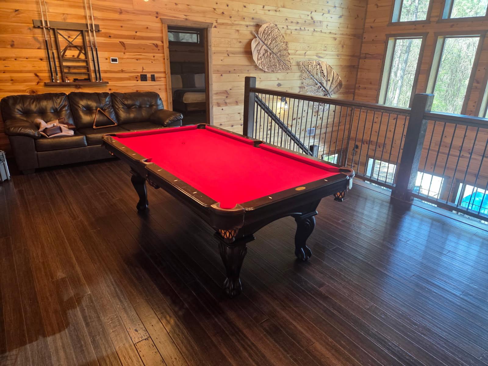 NEW! POOL! 5BR Pond-Hot Tub-Games - Sleeps 19