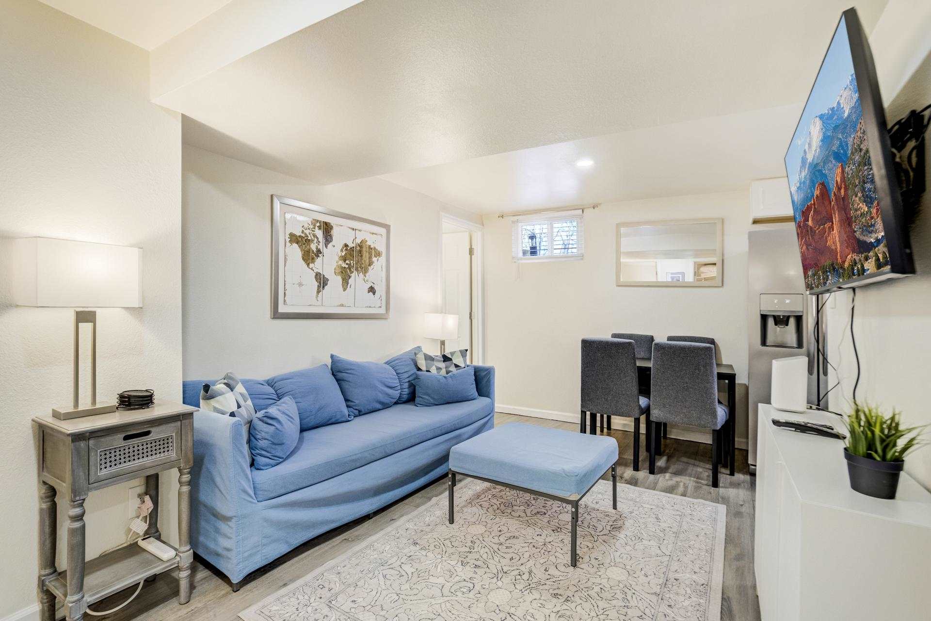Modern 3BR Retreat Near Garden of Gods, Sleeps 7 2