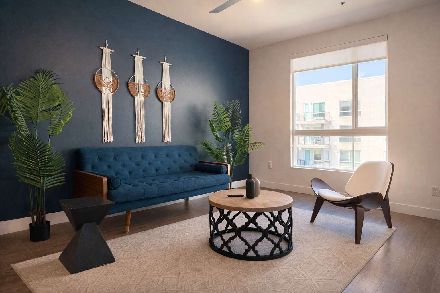 Modern Apartment w/ Pool, Gym & 10 Min to Disney