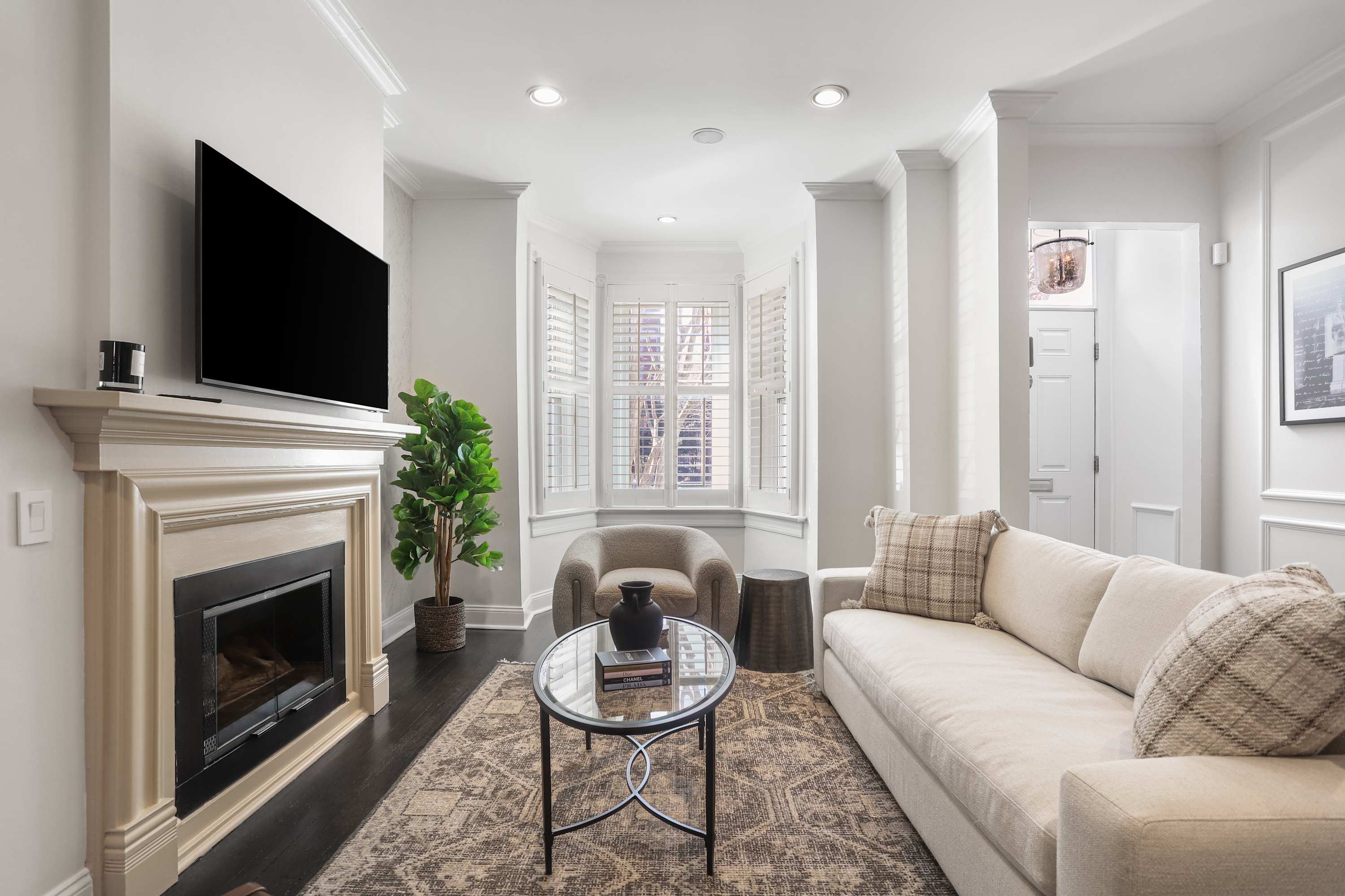 Sojourn Chic 3BD in DC's West End — District of Columbia, DC — vacation rental