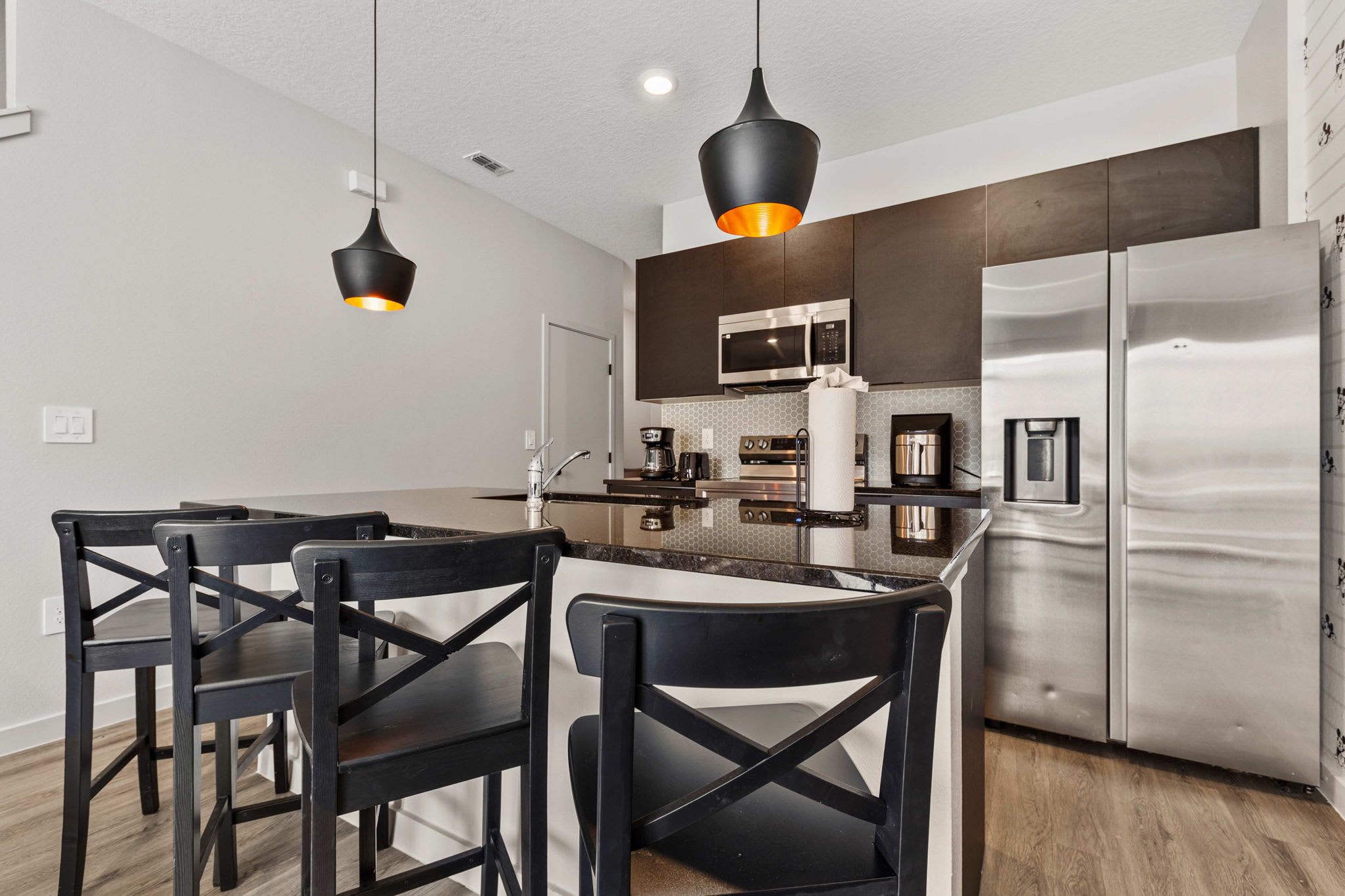 Family 3BR townhouse w/ pool & balcony