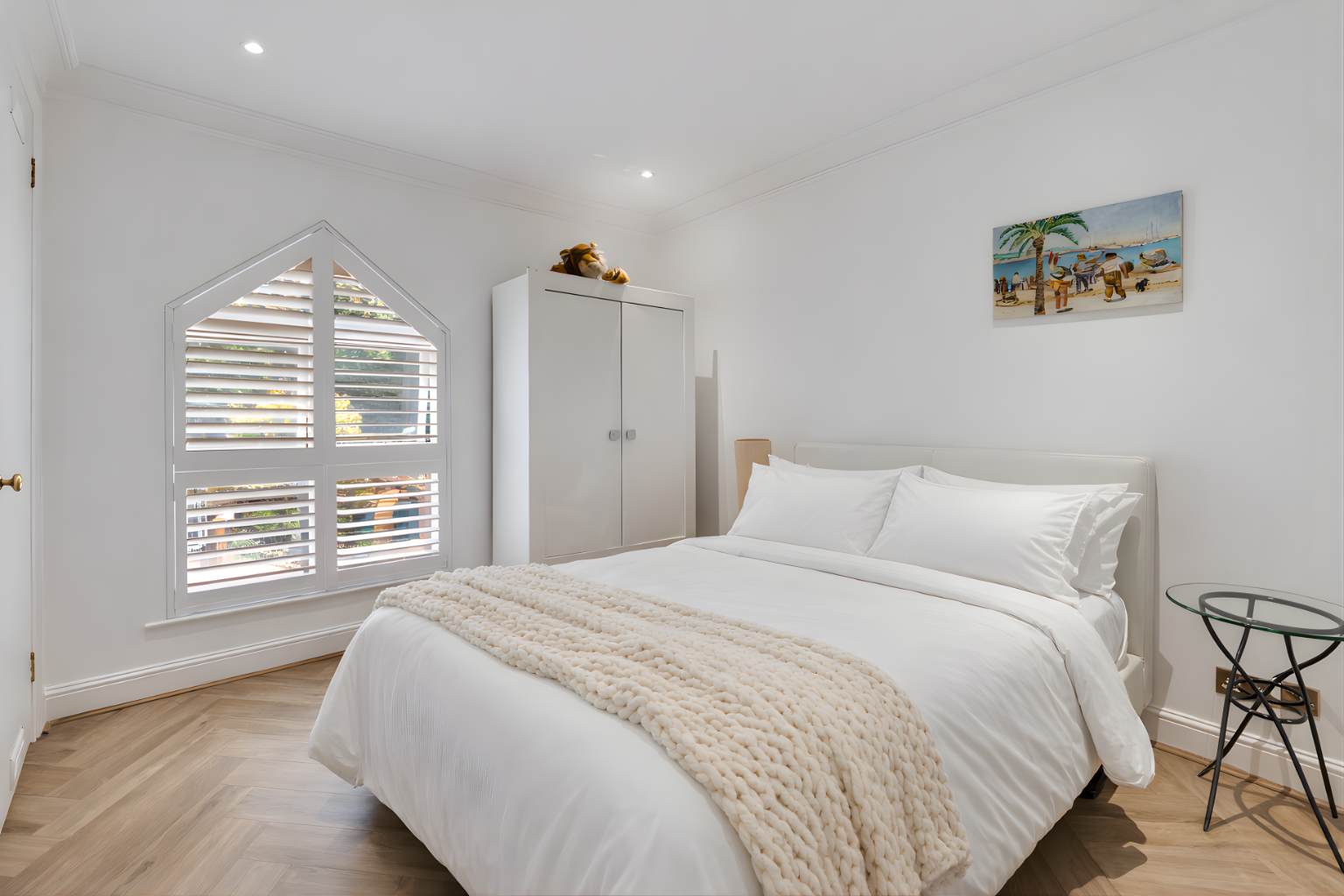 View The Hampstead Heights in West Heath Road 73 NW3 7TH The Hampstead Heights in West Heath Road 73 NW3 7TH - Property image 19 - VivreStays