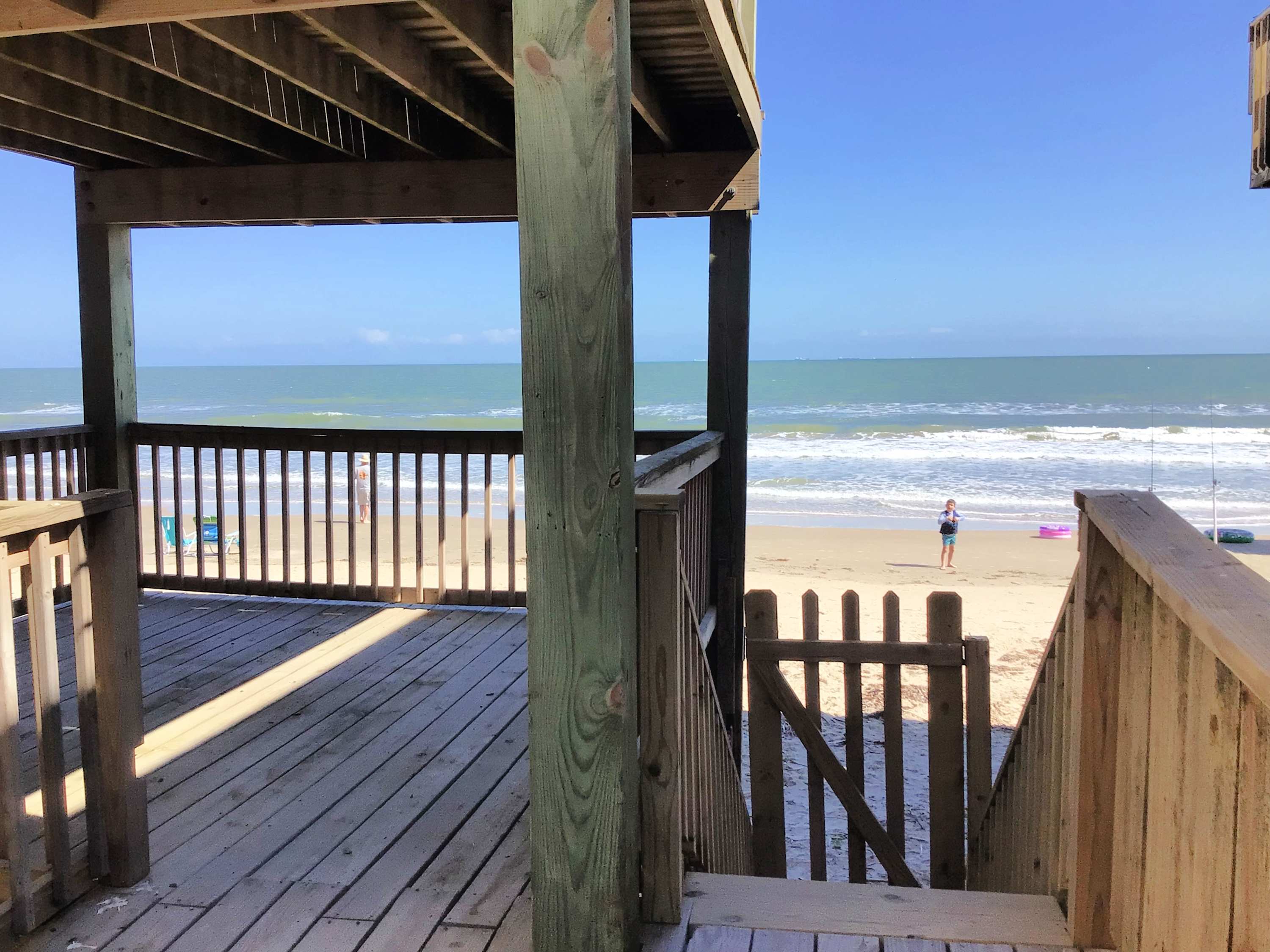 Paradise Point Barefoot Beachfront Living 2