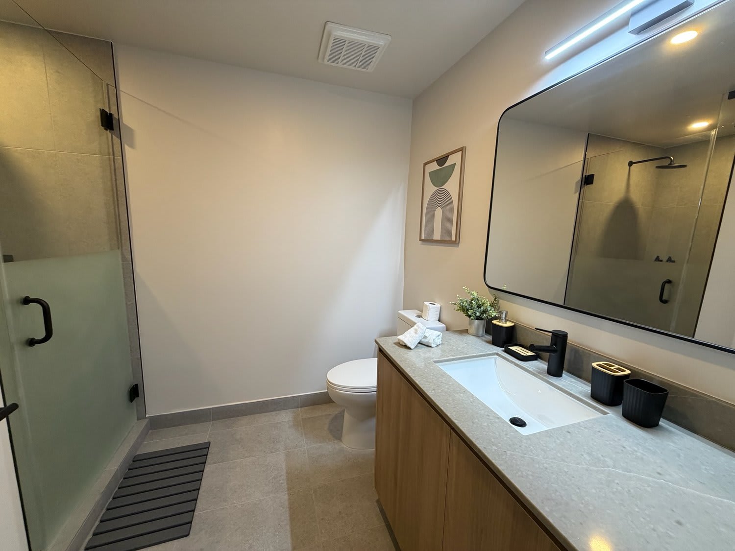 Modern Studio in Brickell - Rooftop Pool & Gym