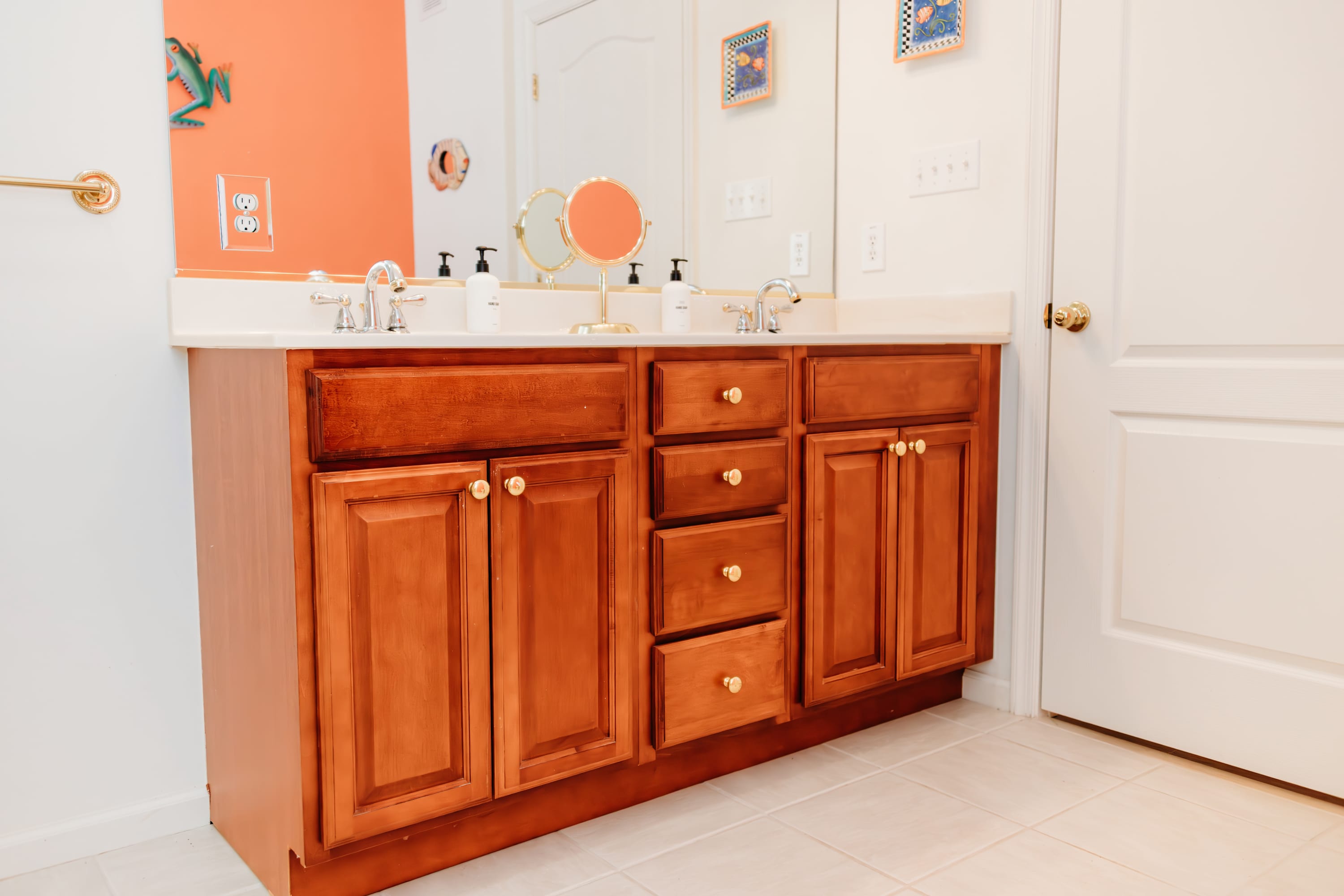 Steps to the Pool, Minutes to the Beach—Bay Creek