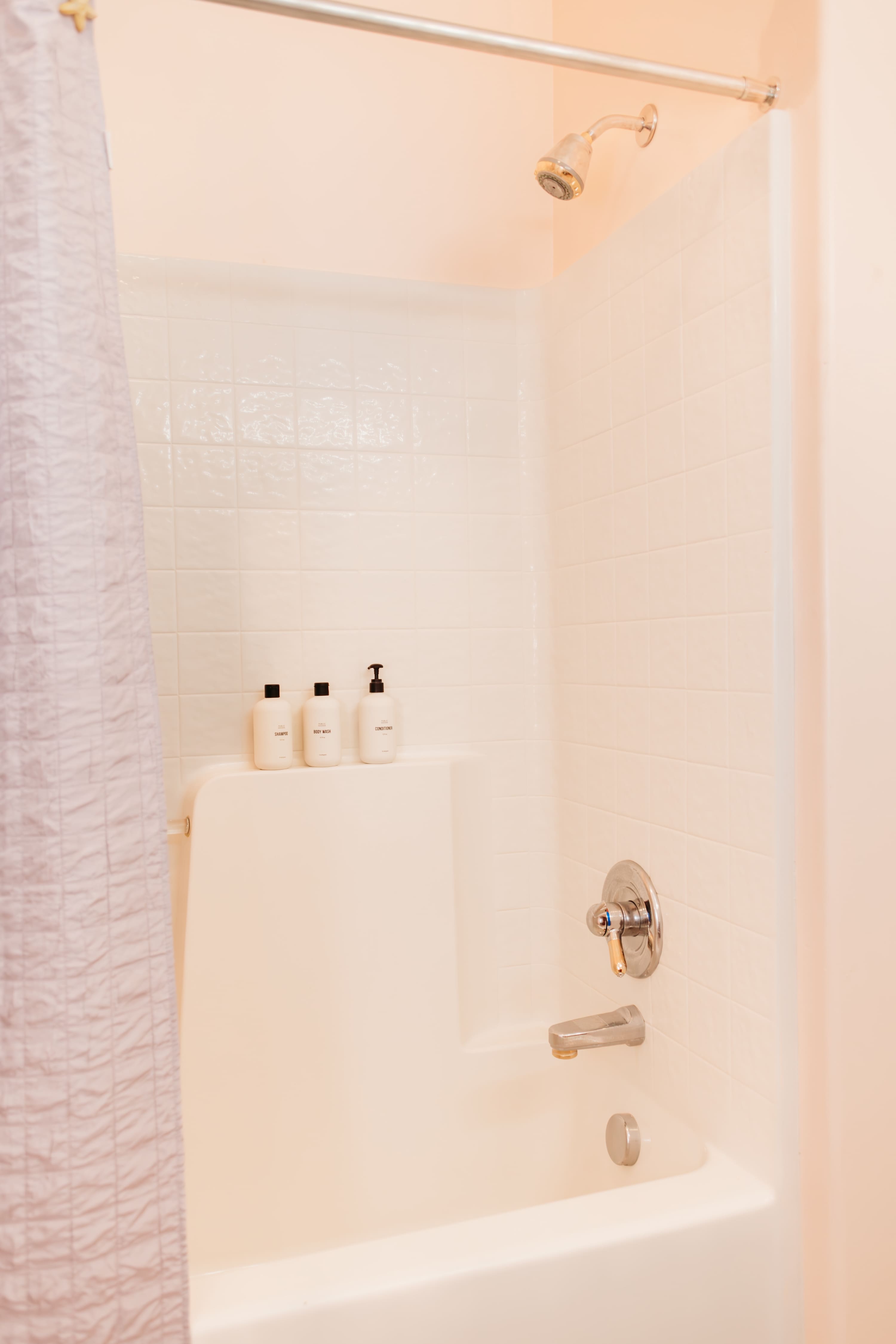 Steps to the Pool, Minutes to the Beach—Bay Creek