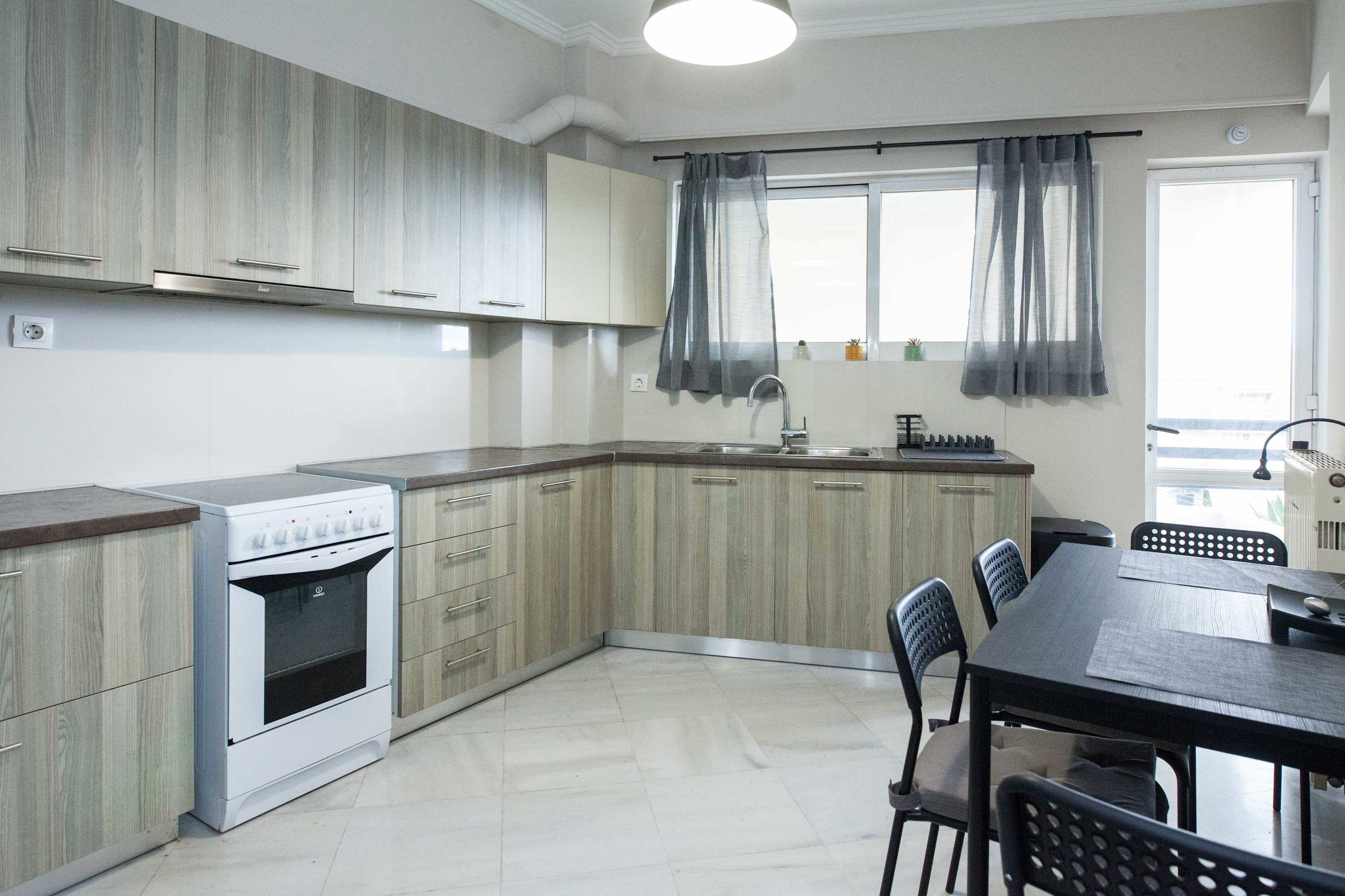Modern Stylish 3Bd Balcony Retreat in Neo Irakleio in Athens — photo 5