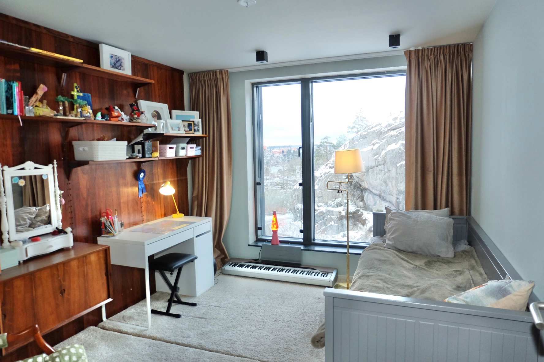 Modern Townhouse with Rooftop near Stockholm