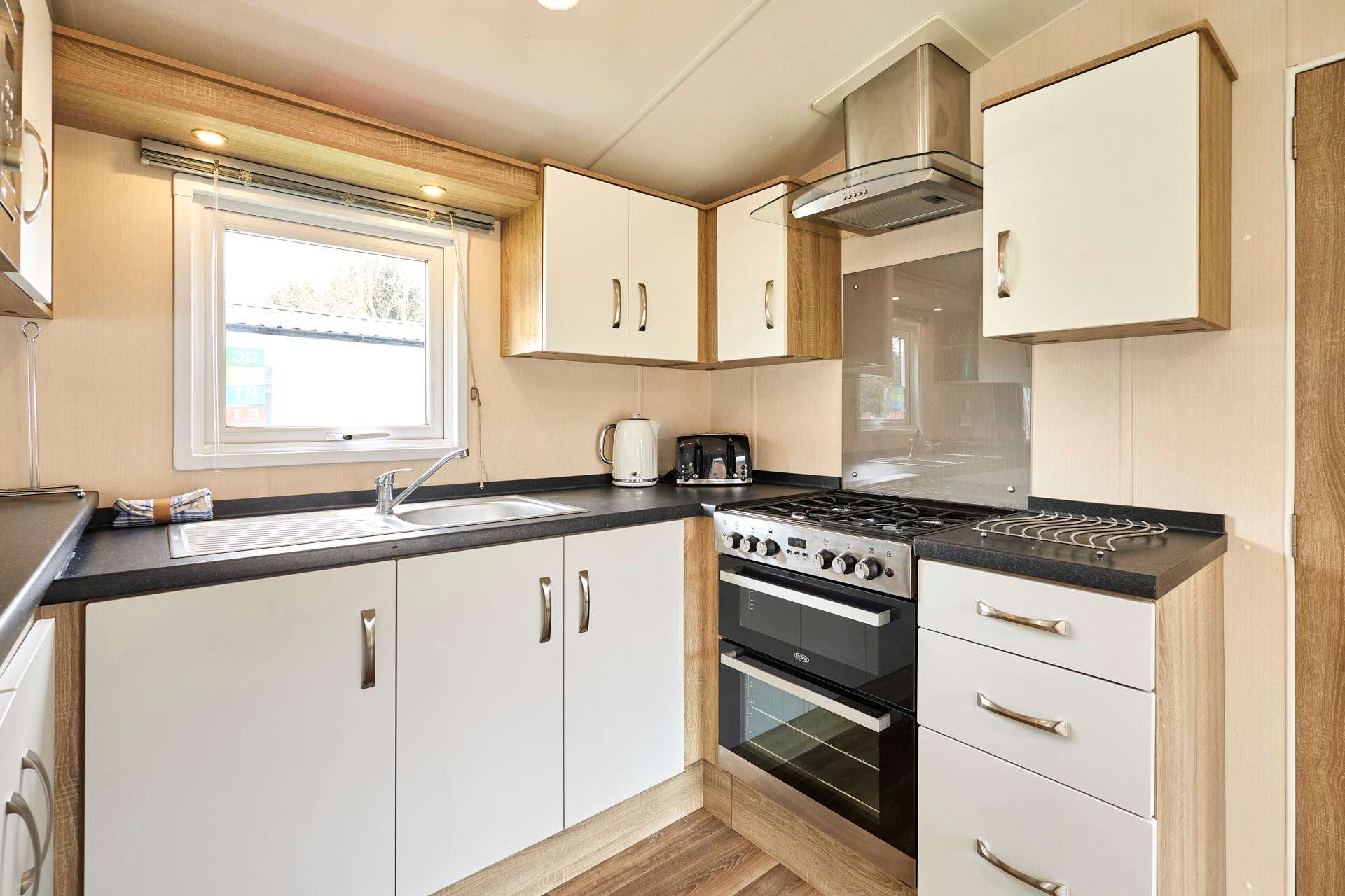 Wentbridge Lodge – photo 14