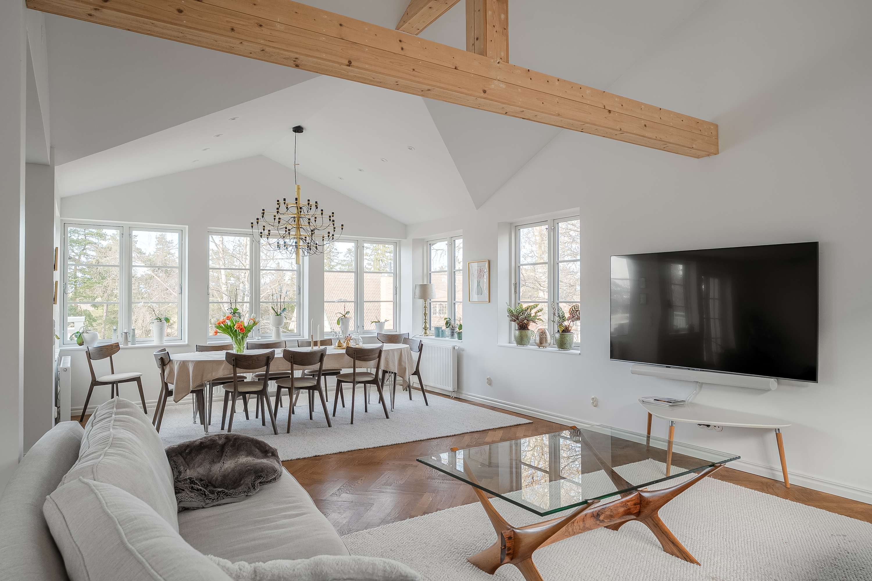 Luxury Villa with Pool & Spa near Stockholm