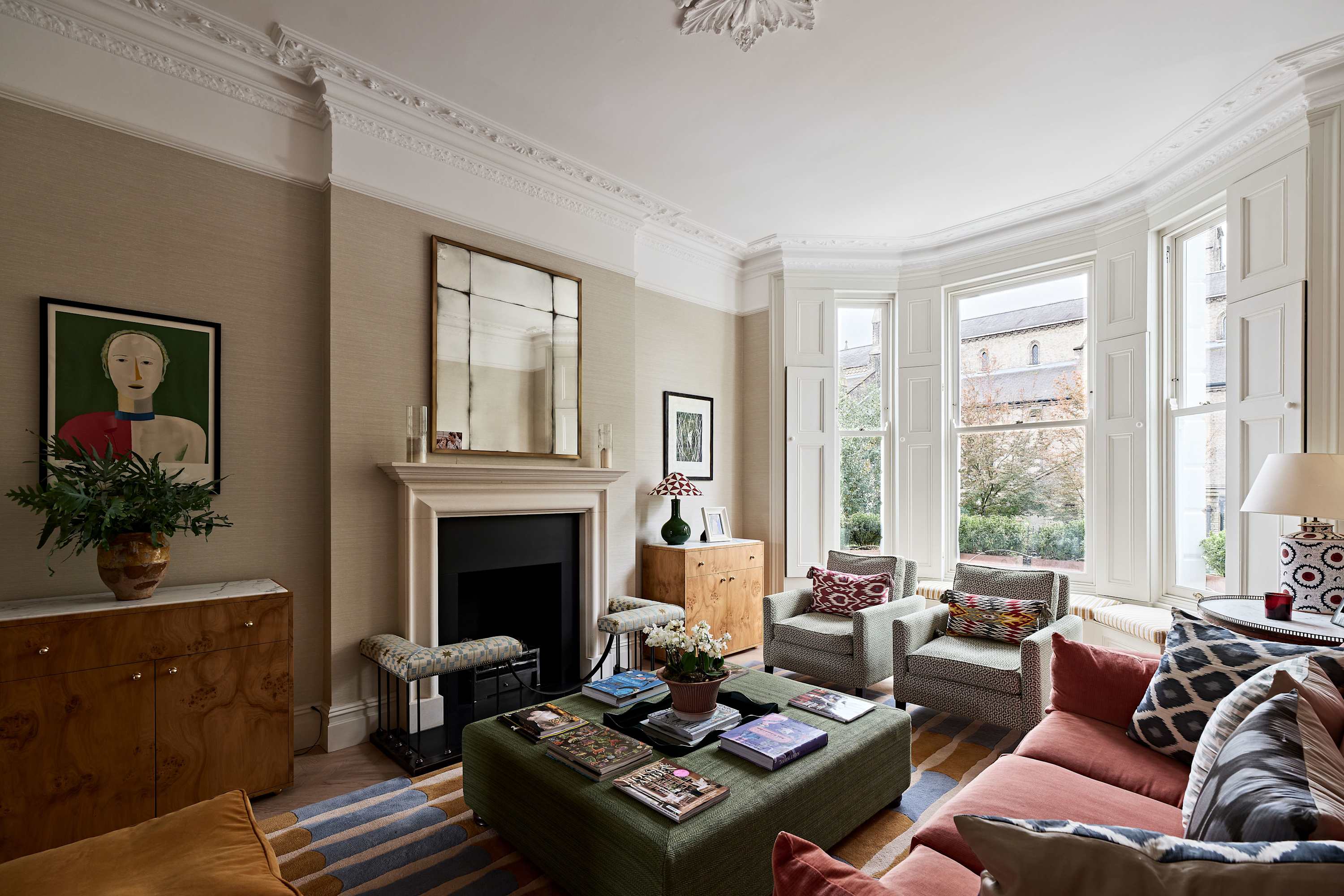Grand 6 bed Home in Holland Park With Garden in Saint James's Gardens 25 W11 4RE - Property image 9 - VivreStays