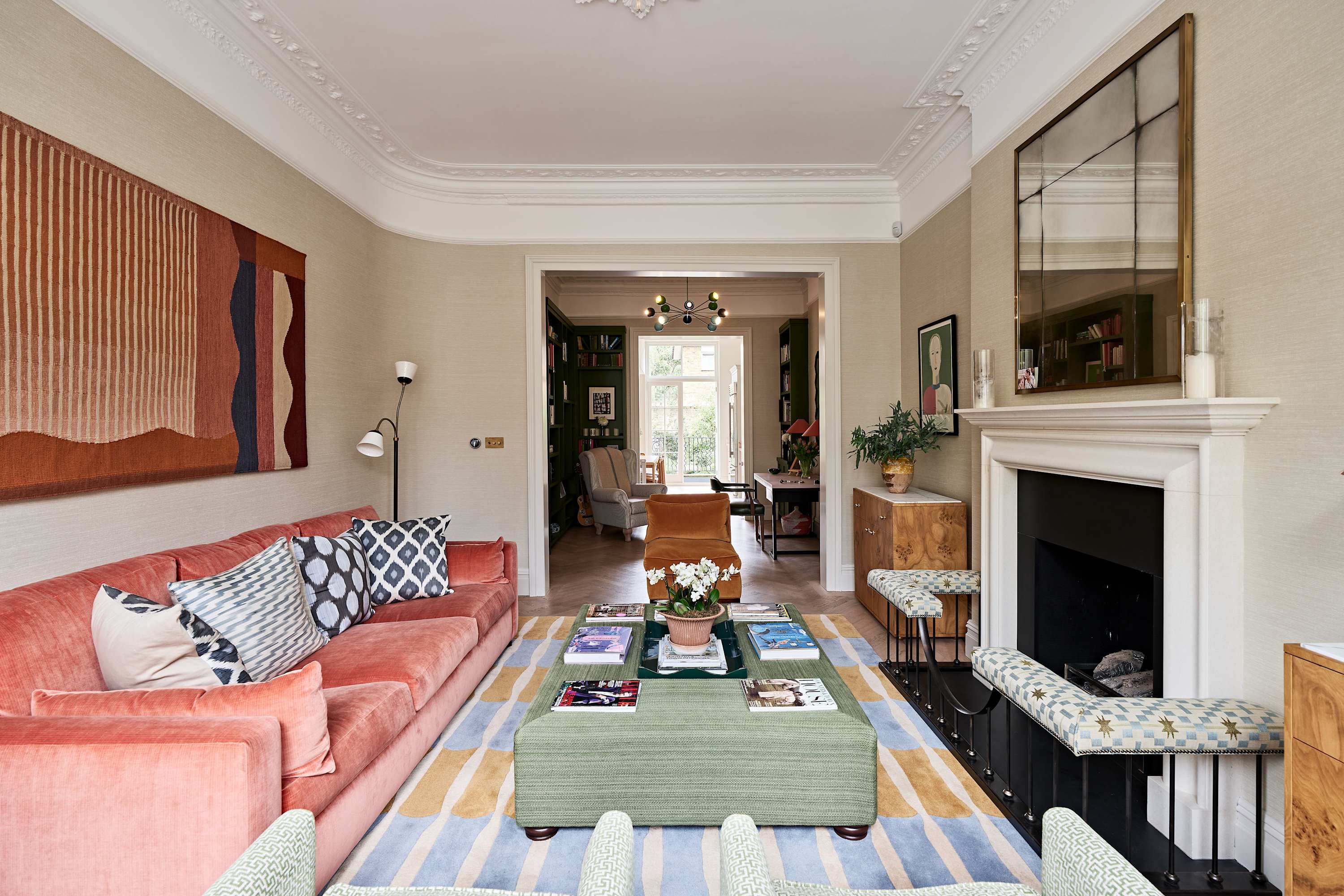 Grand 6 bed Home in Holland Park With Garden in Saint James's Gardens 25 W11 4RE - Property image 8 - VivreStays