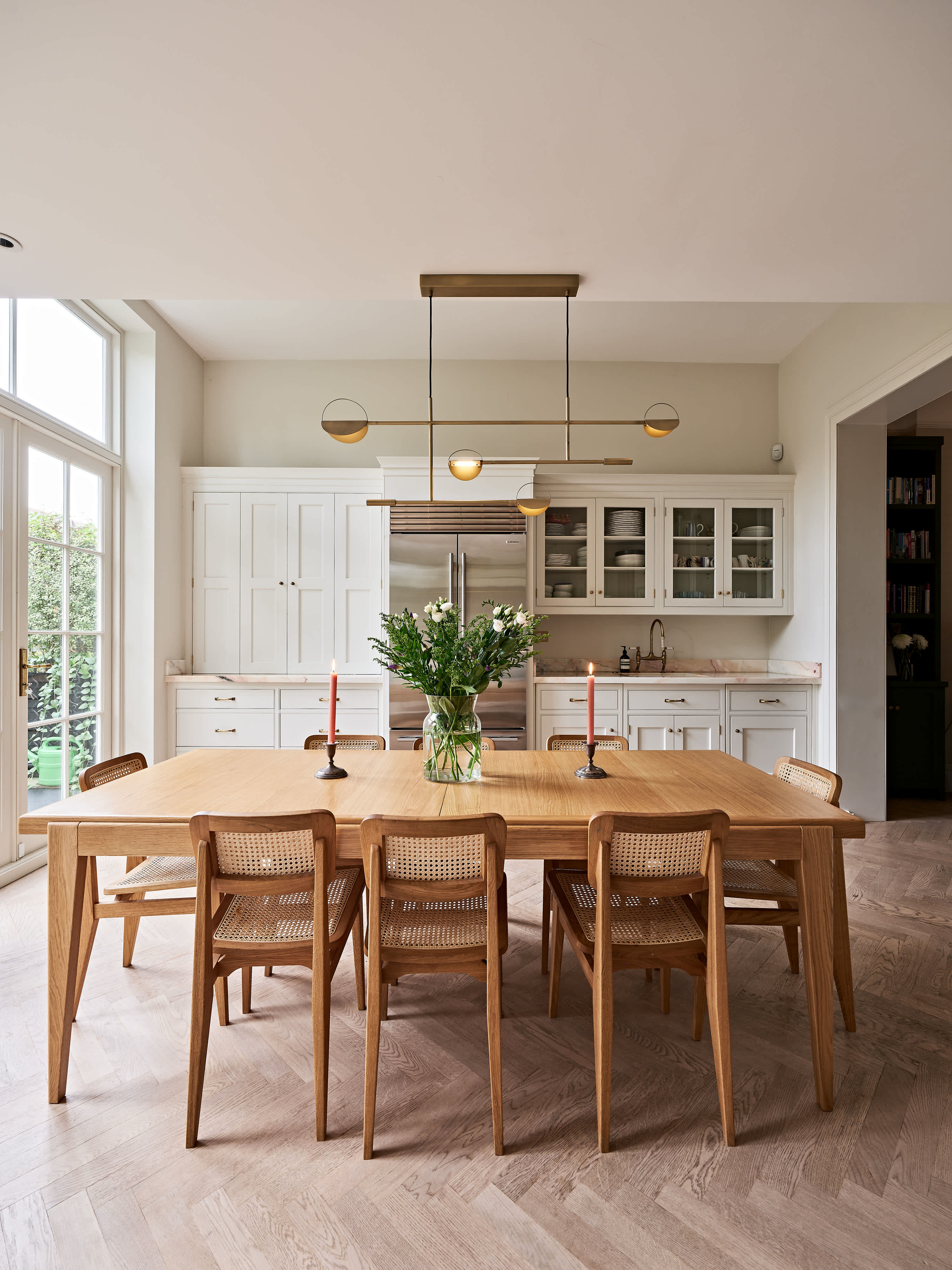 Grand 6 bed Home in Holland Park With Garden in Saint James's Gardens 25 W11 4RE - Property image 16 - VivreStays