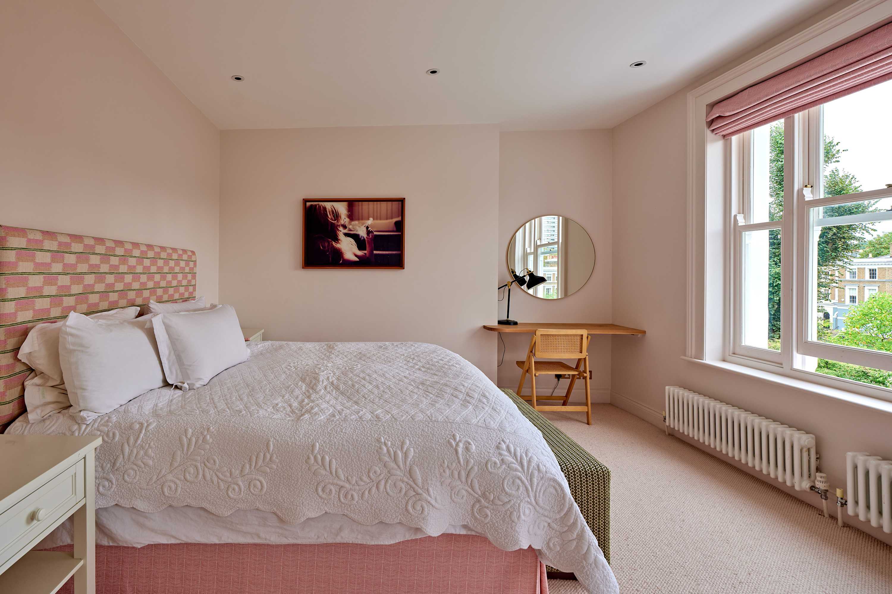 Grand 6 bed Home in Holland Park With Garden in Saint James's Gardens 25 W11 4RE - Property image 29 - VivreStays