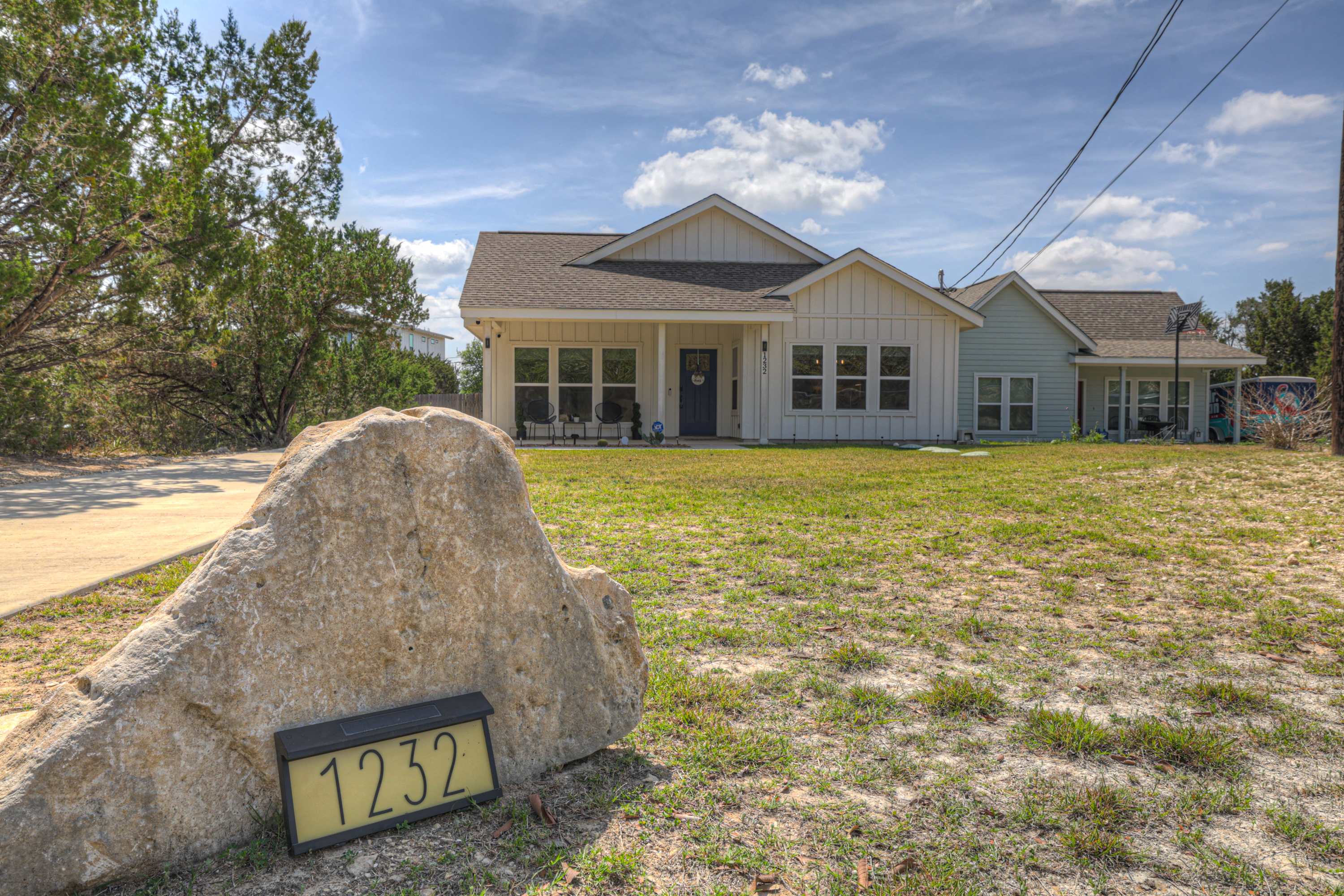 Southern Hill Country Hideaway 6