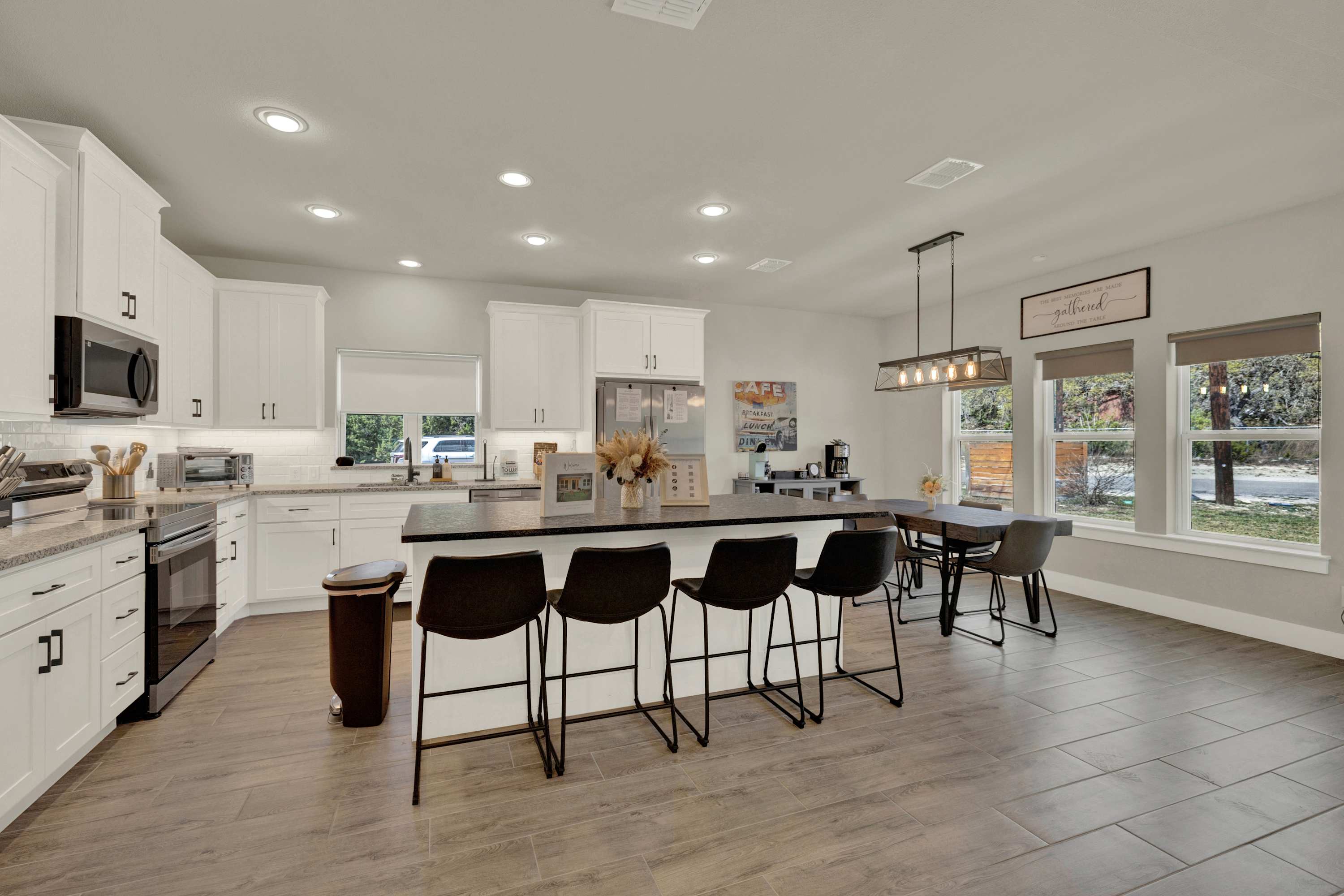 Southern Hill Country Hideaway 10