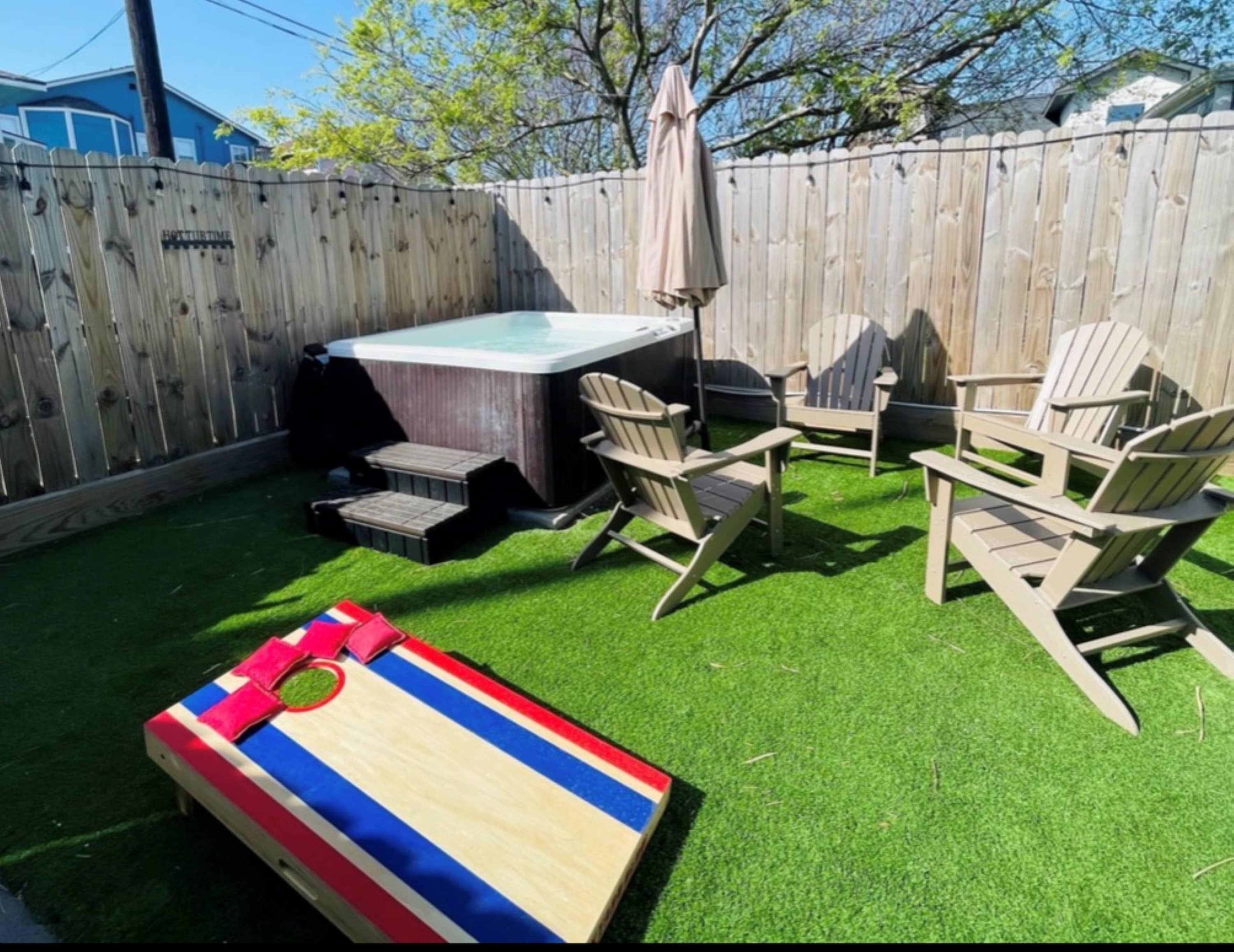 Lounge in the sunshine & bask in bubbling bliss in the back yard​