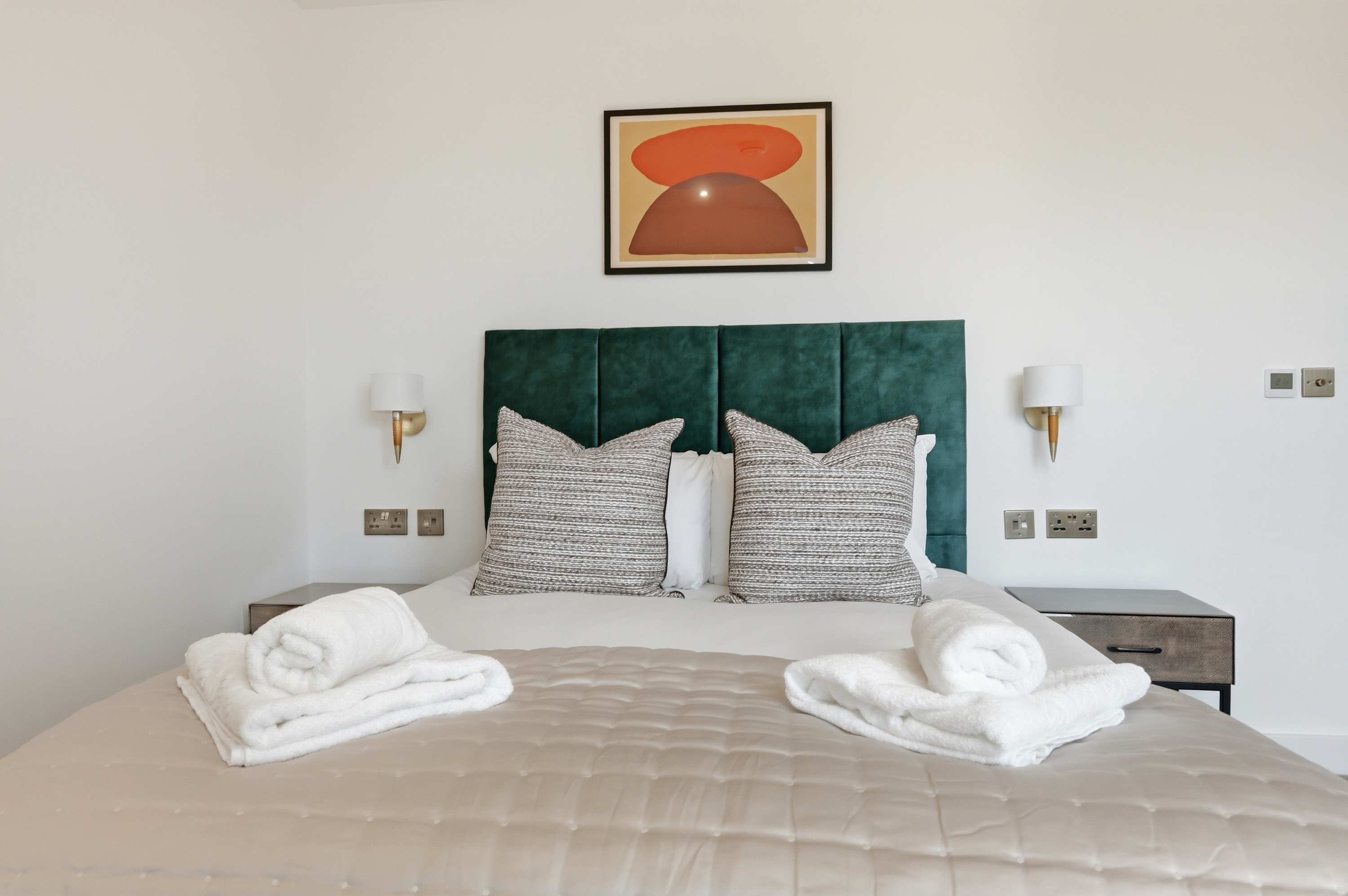 Limehouse Suites Cypress