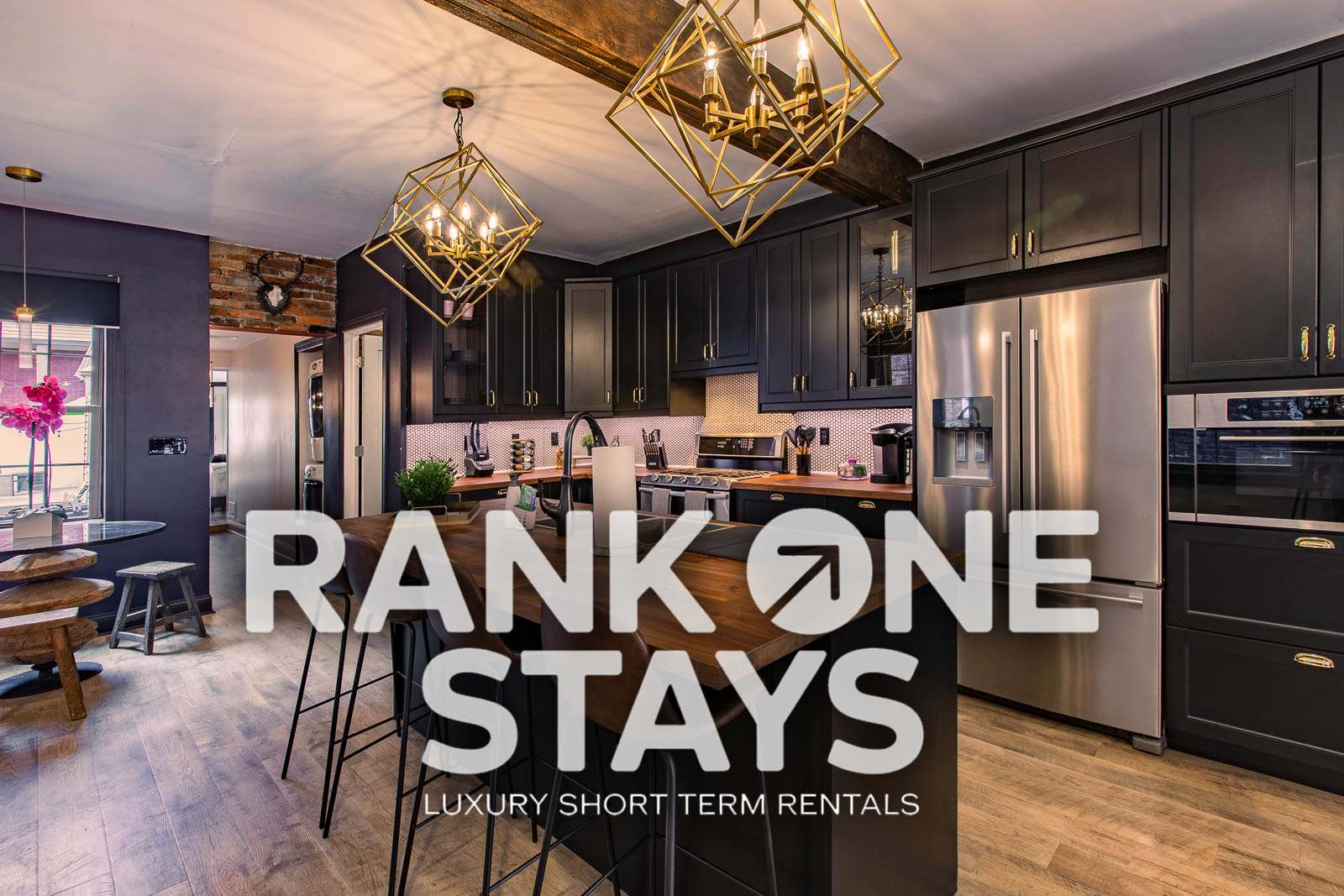 King Bed | Free Parking | BBQ | Fire pit | Arcade