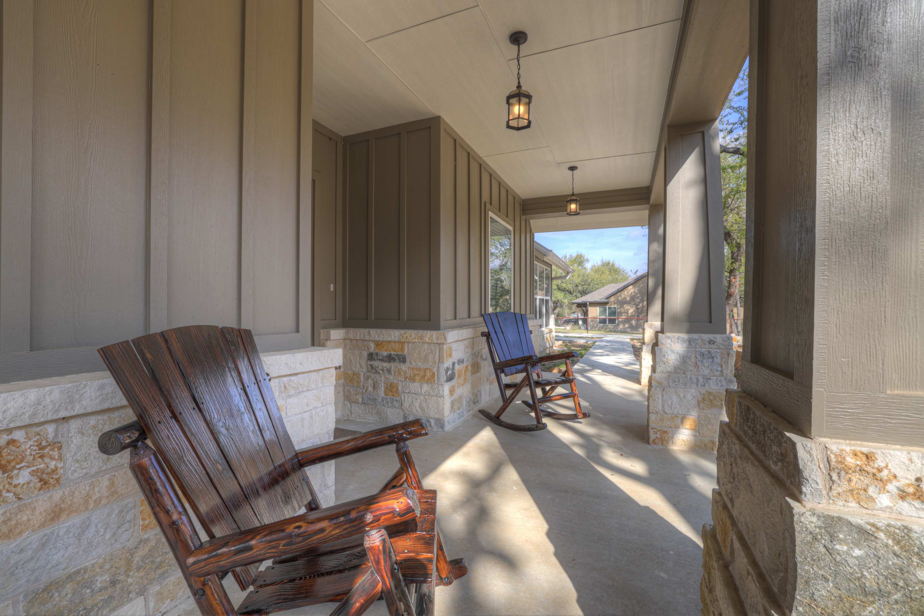 Crazy Horse-Close to Canyon Lake Marina! | Photo 7