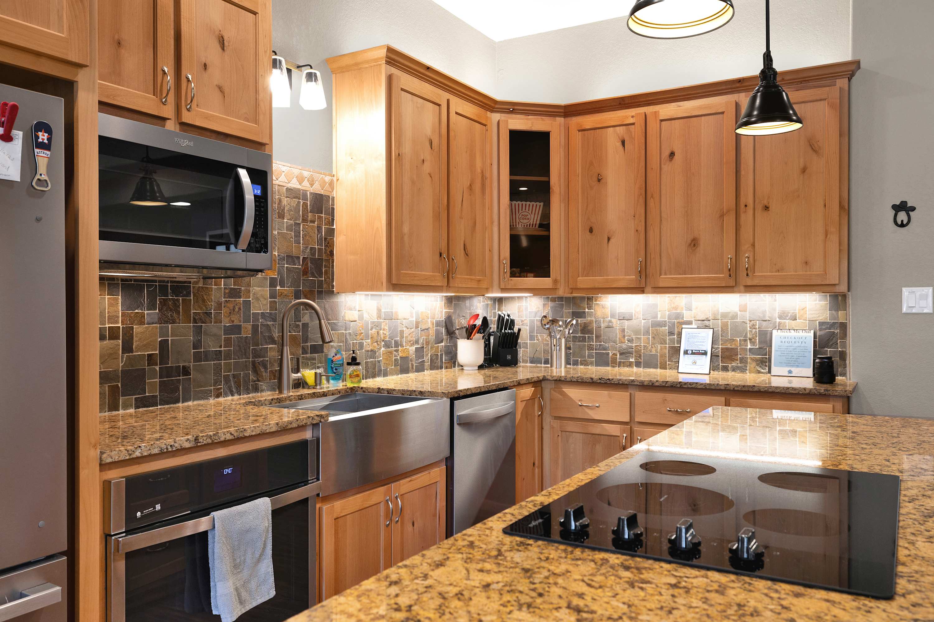 Crazy Horse-Close to Canyon Lake Marina! | Photo 14