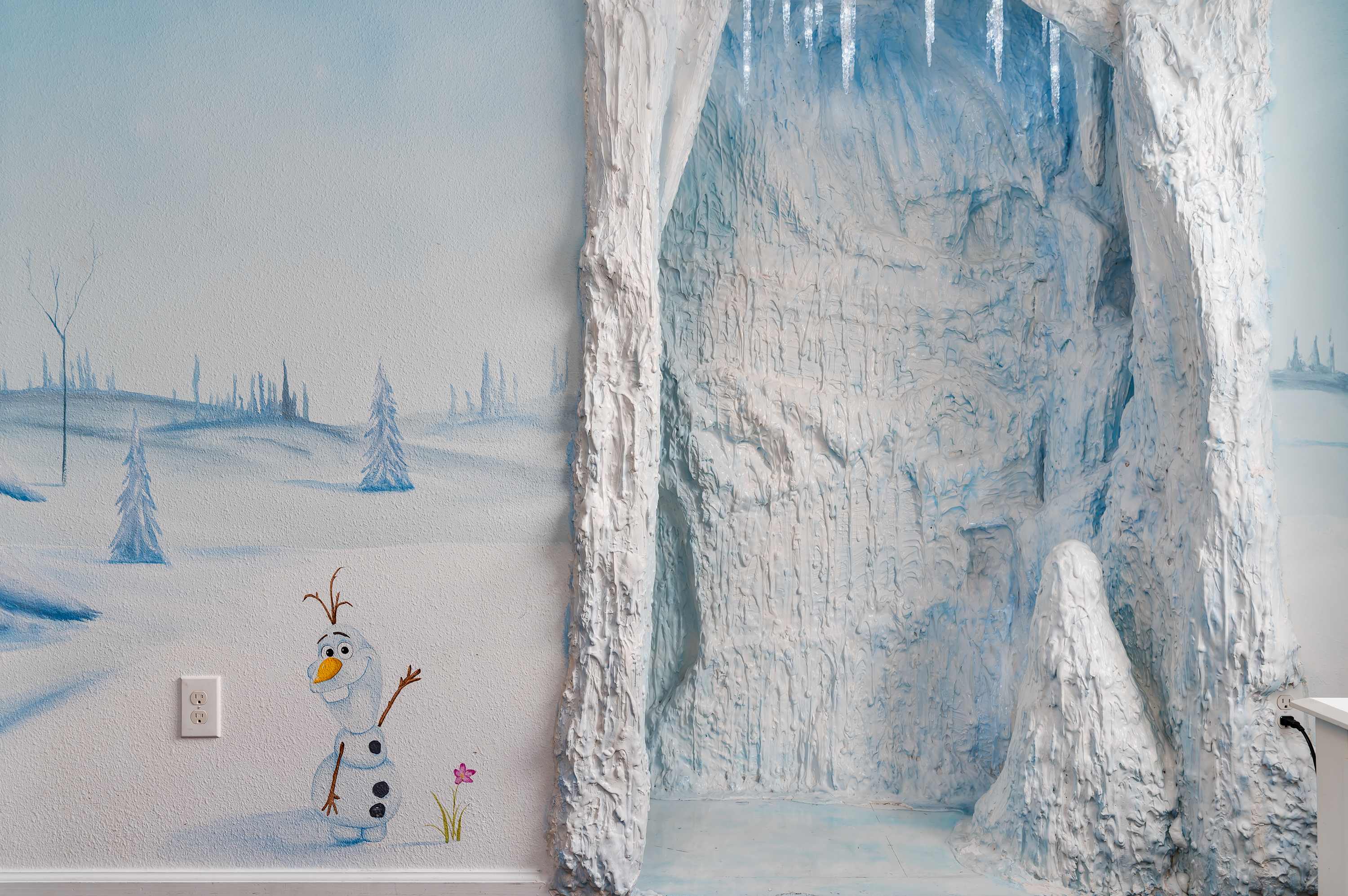 Heated pool + Game Room + Waterpark