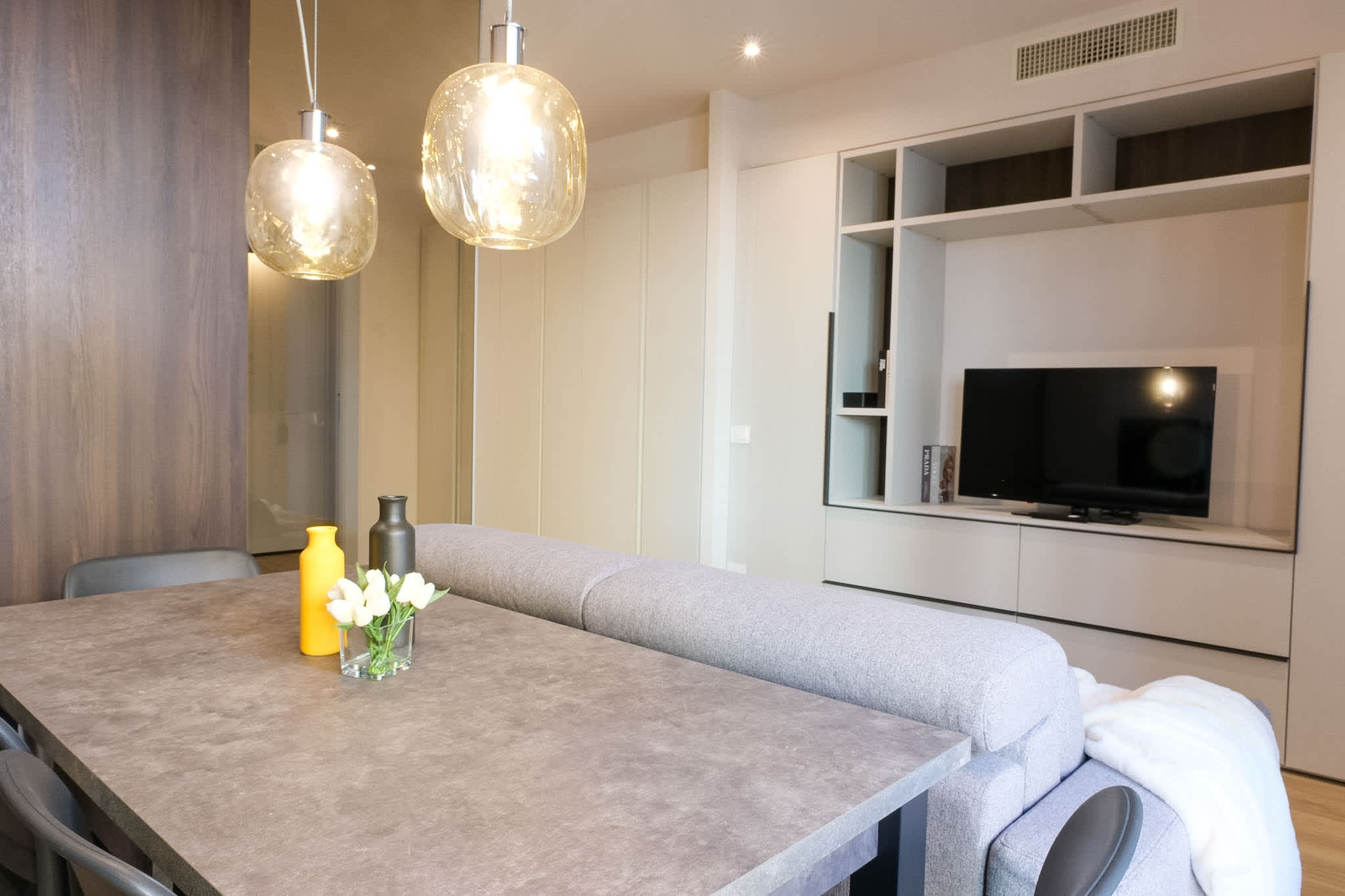 Quasi-Hotels | Monolocale al primo piano a Milano Cadore · 5