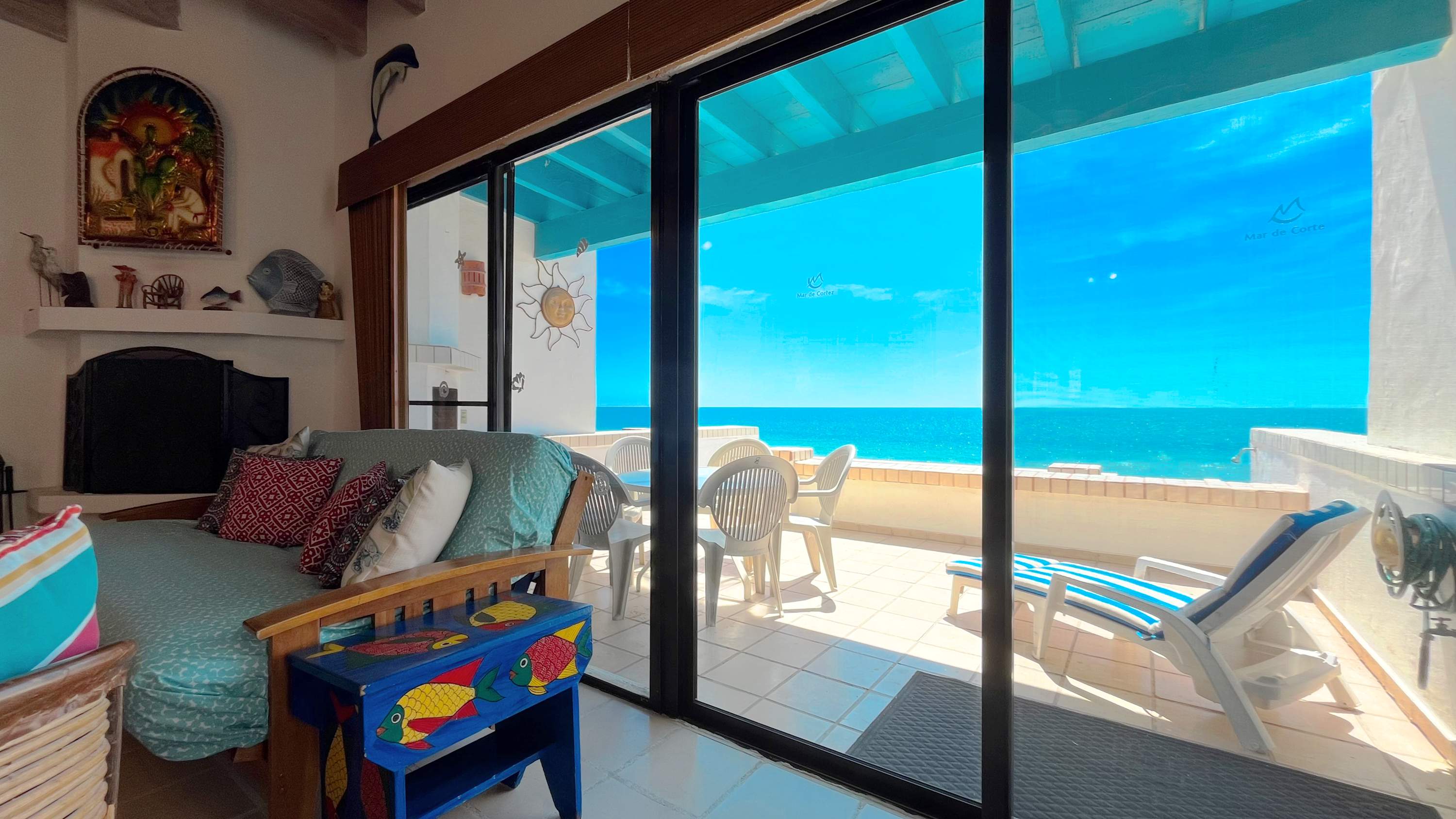 Warm & Charming Beachfront Condo Las Olas II 8