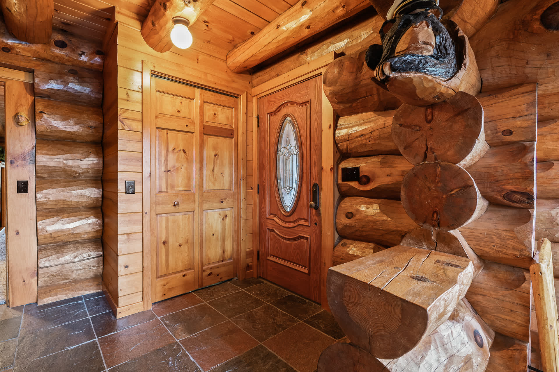 Log Retreat at Fish Creek 7