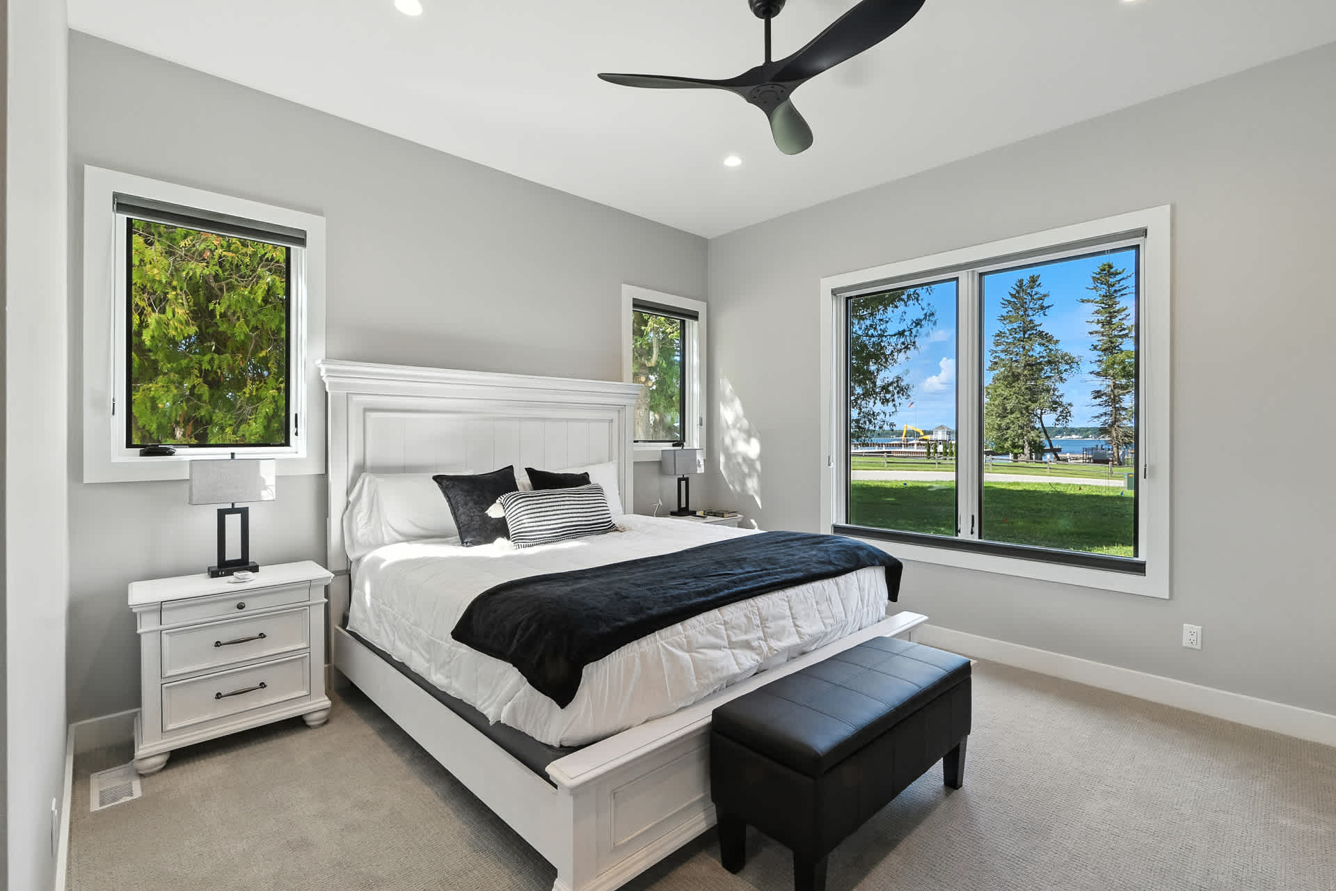 Primary Bedroom-King bed with Ensuite