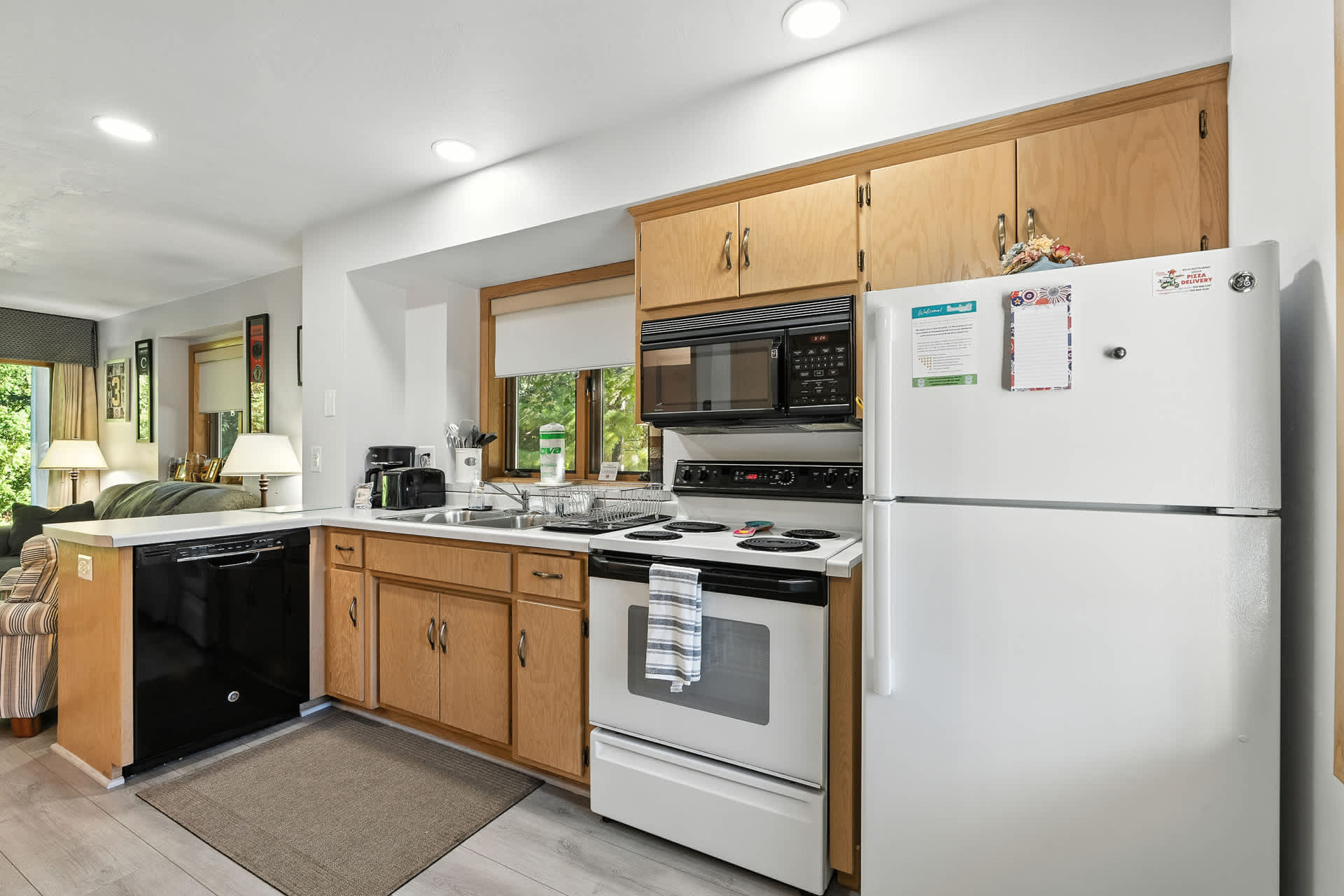 Hilltop Hideaway (Unit B-5) 7