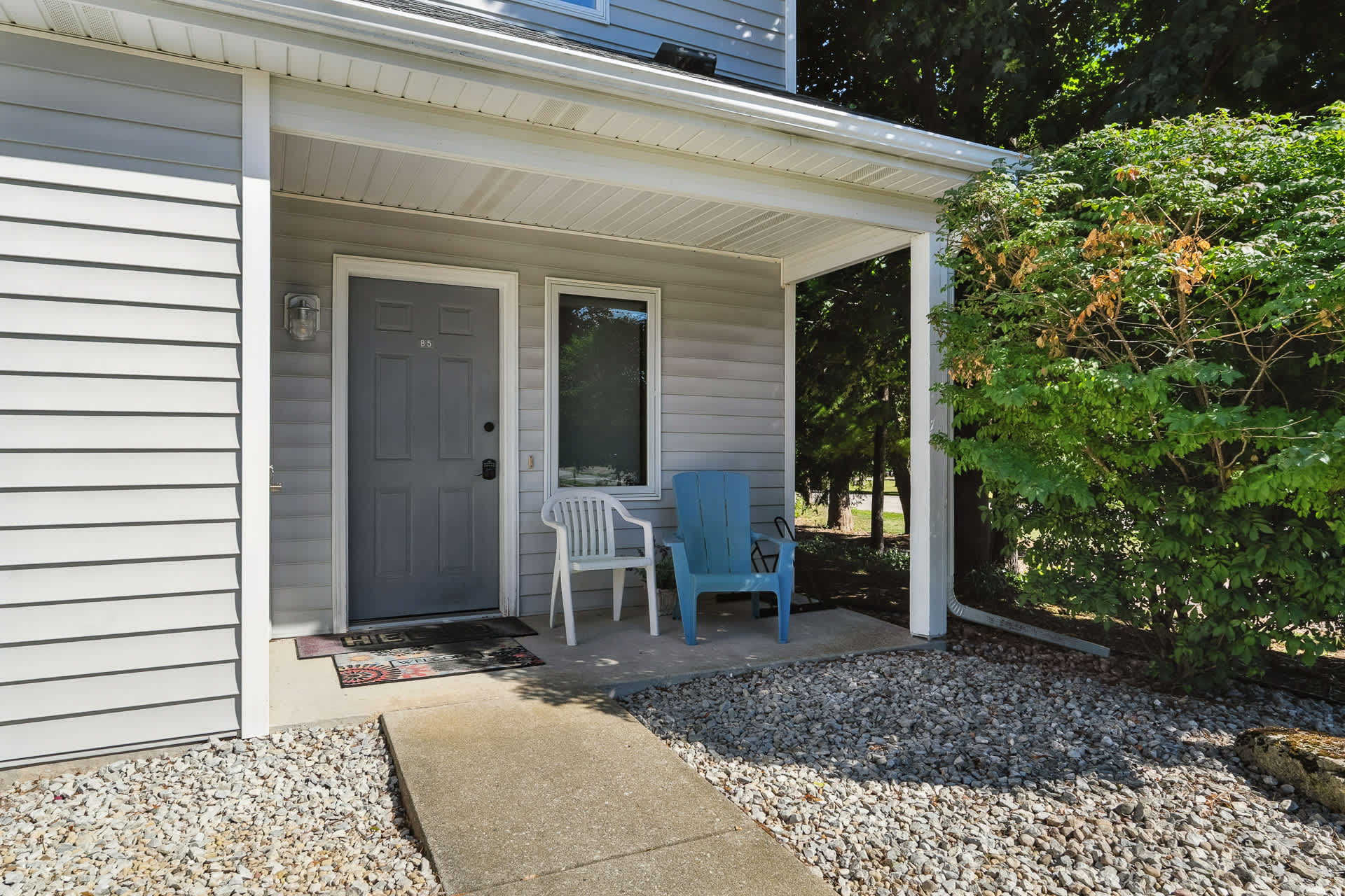 Hilltop Hideaway (Unit B-5) 5