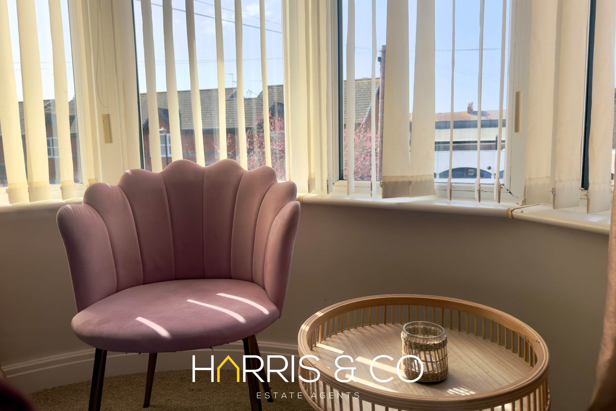 The Great Wave Retreat - Calm Coastal Stay in Lowther Road 10 FY7 7AS - Property image 21 - VivreStays